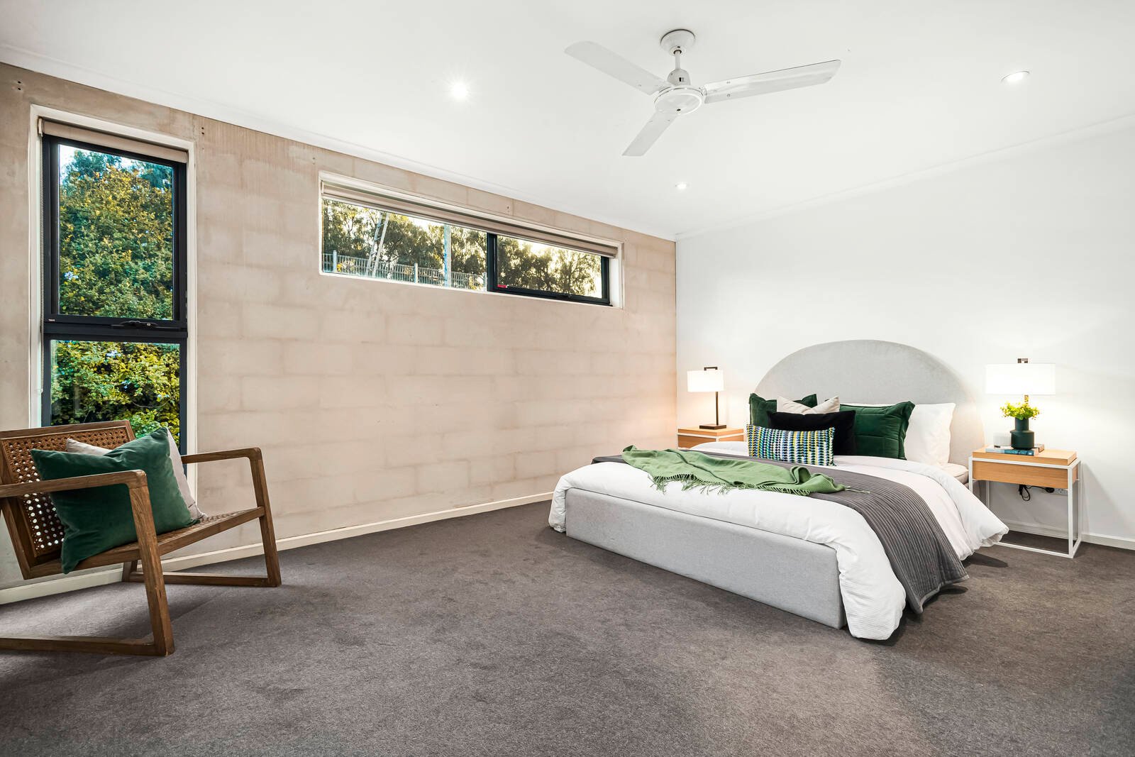 Property Gallery Thumbnail 7