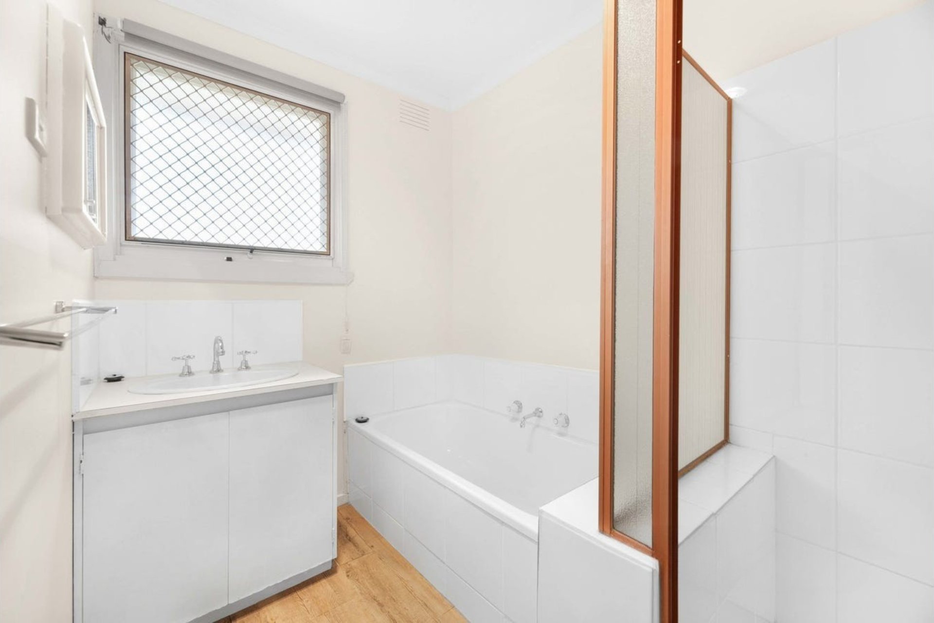 2/82 Sherlock Road, Croydon image 6