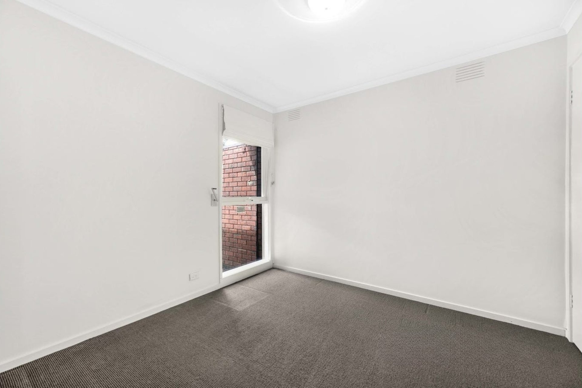 2/82 Sherlock Road, Croydon image 8