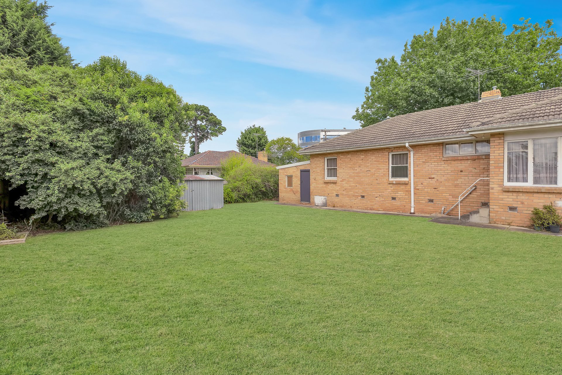 282 Springvale Road, Glen Waverley image 6