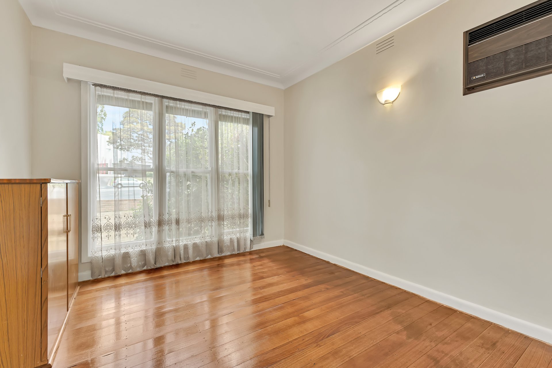 282 Springvale Road, Glen Waverley image 5