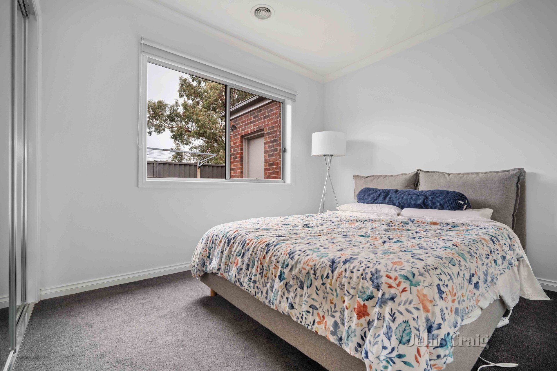 2/822 Geelong Road, Canadian image 8