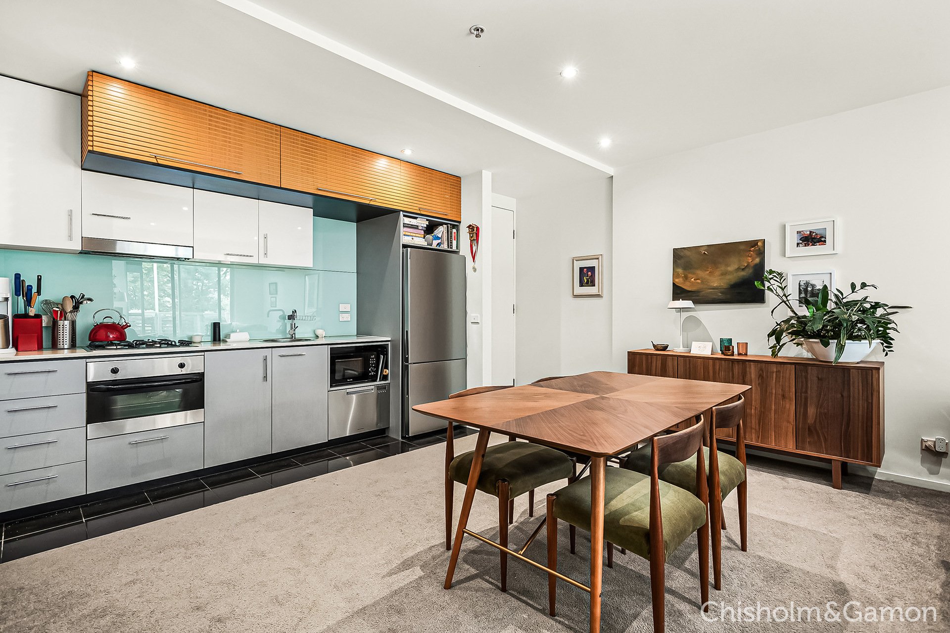 28/220 Barkly Street, St Kilda image 3