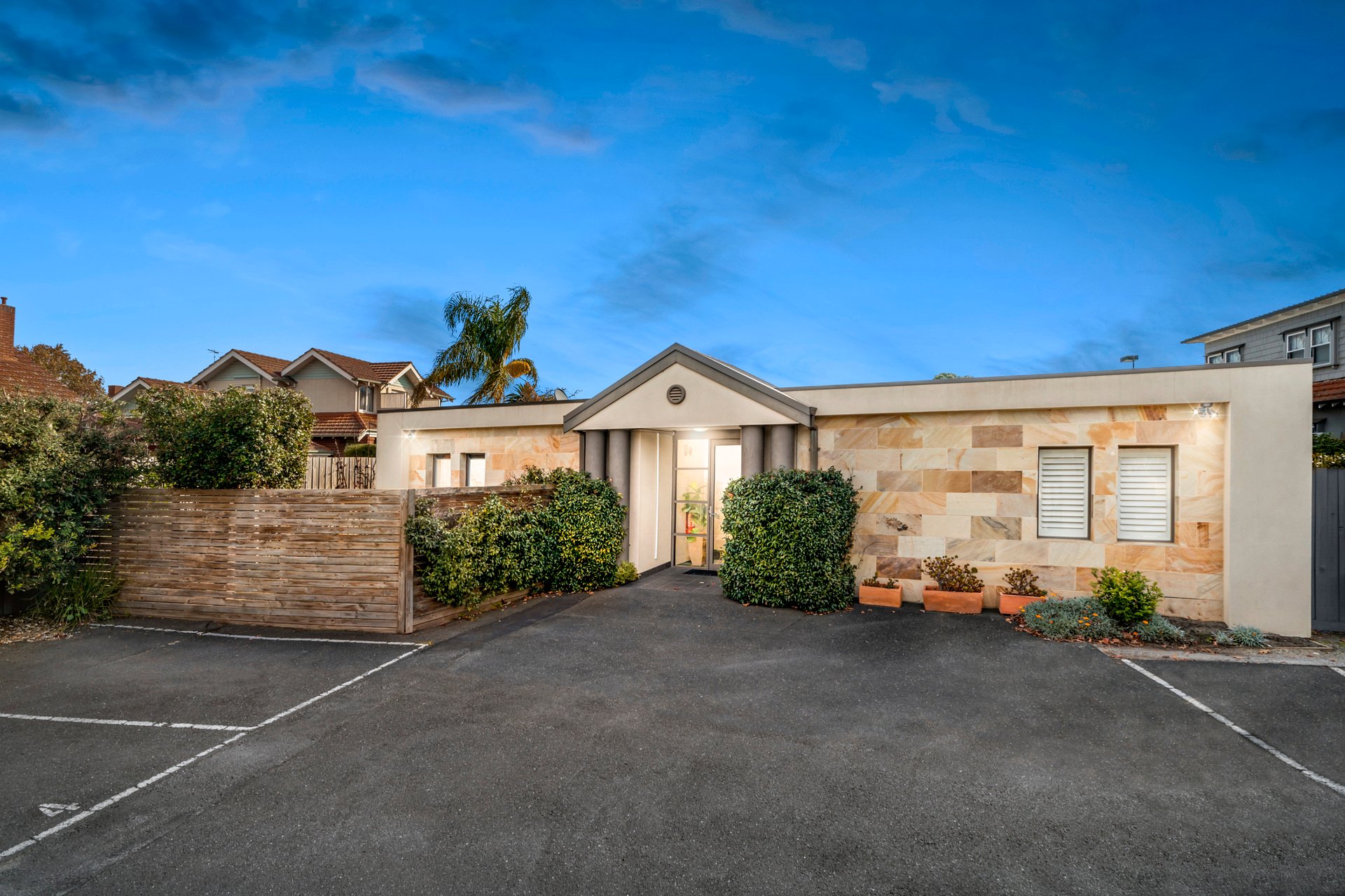 Property Gallery - Main Image