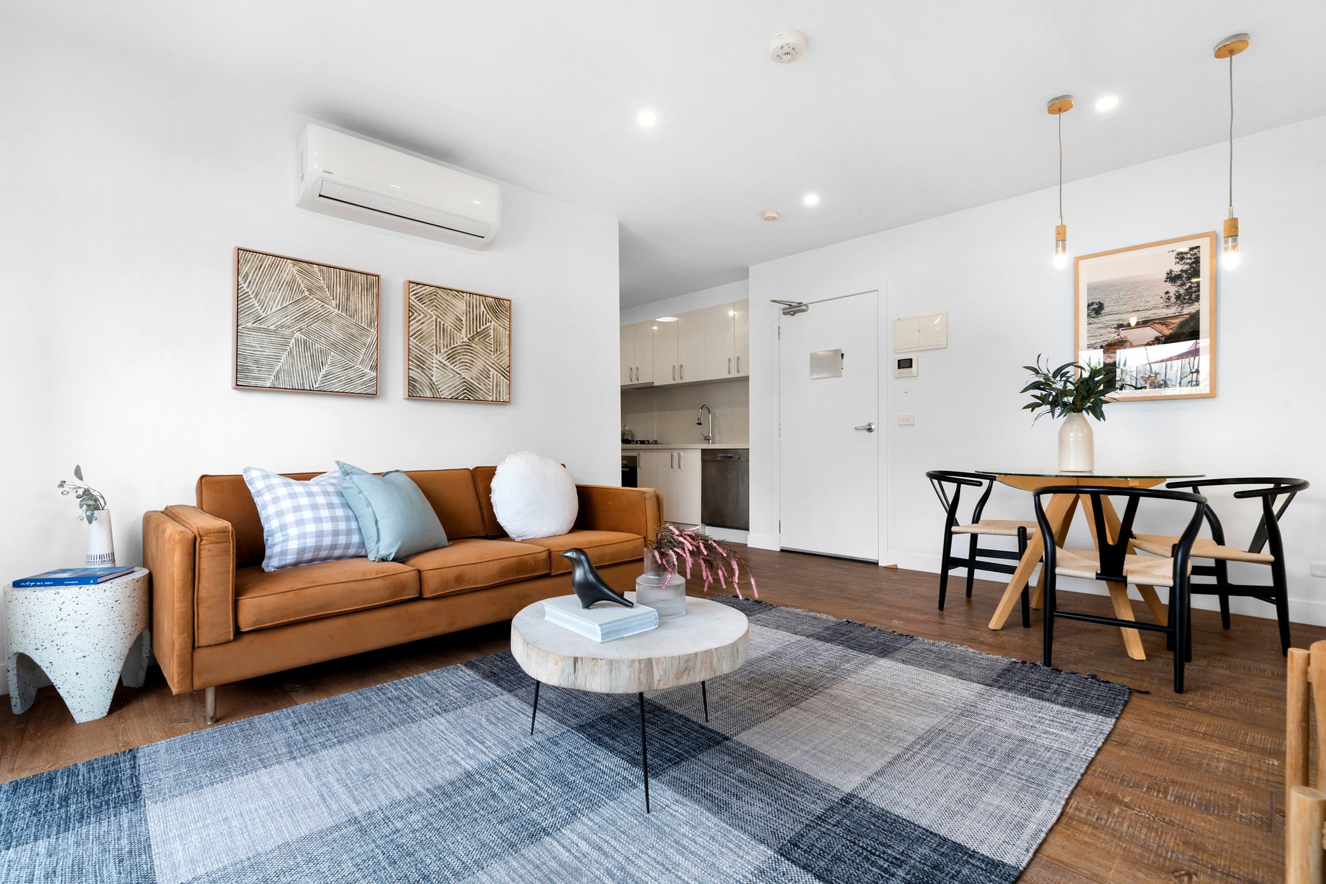 Property Gallery Thumbnail 3