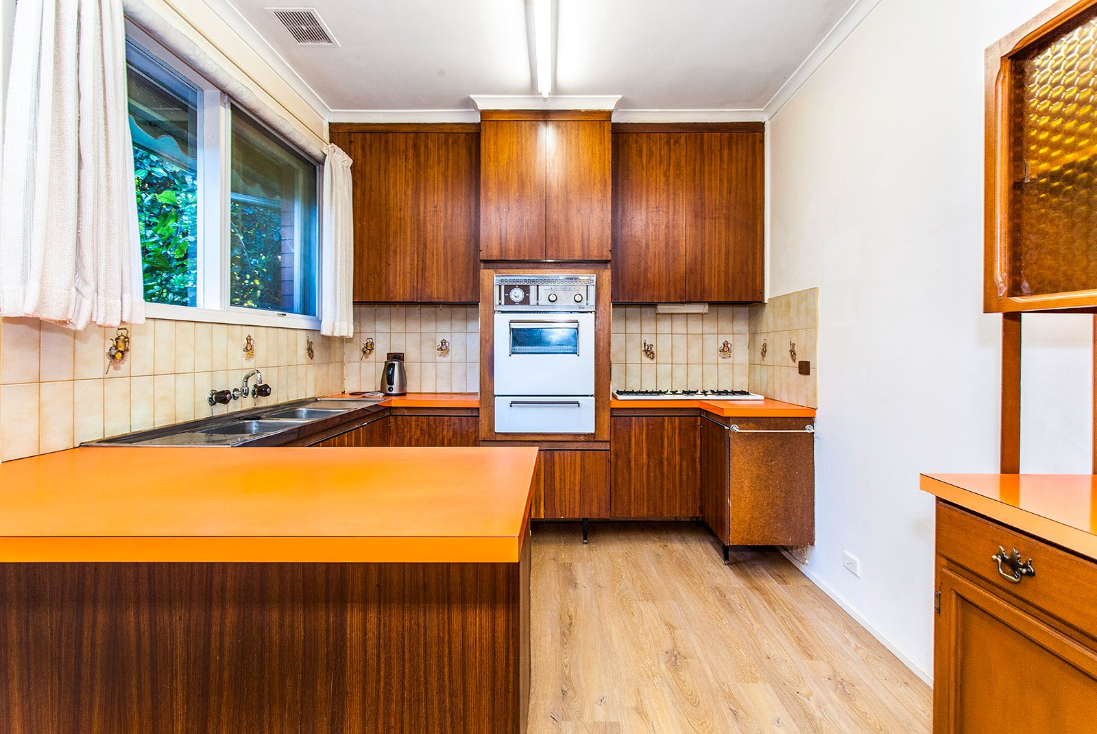 Property Gallery Thumbnail 6