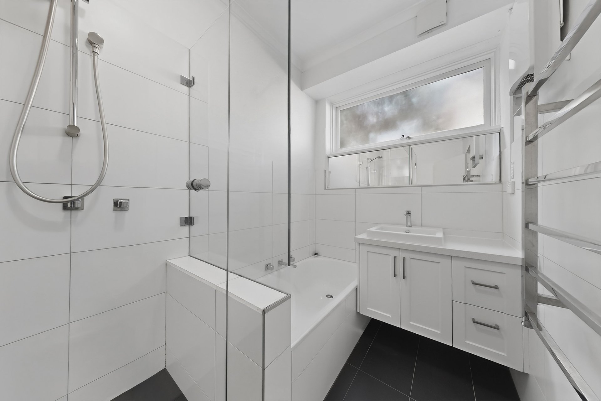 2/83 Wills Street, Kew image 6