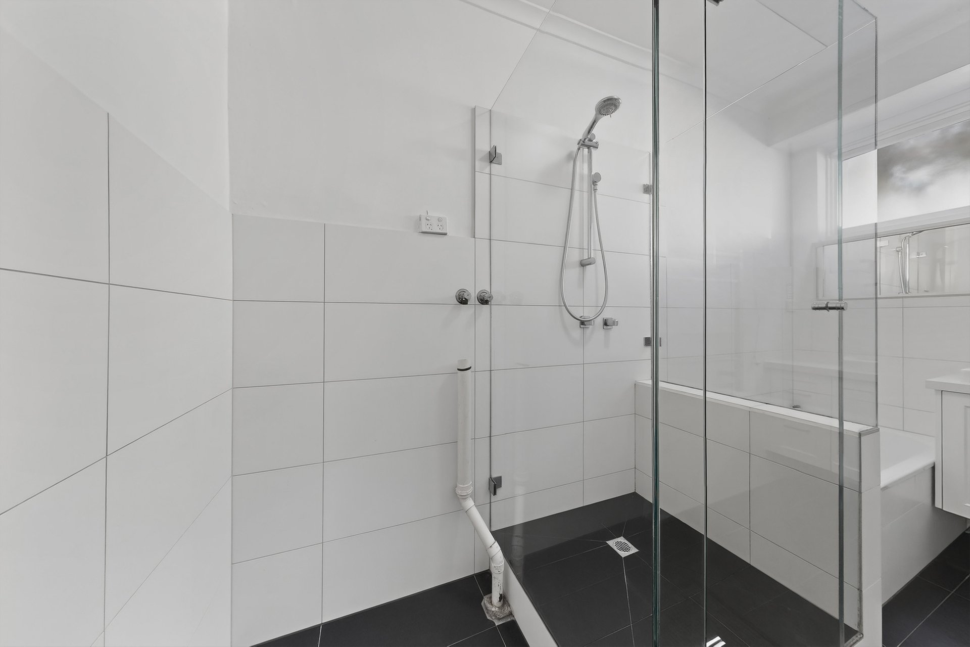 2/83 Wills Street, Kew image 7