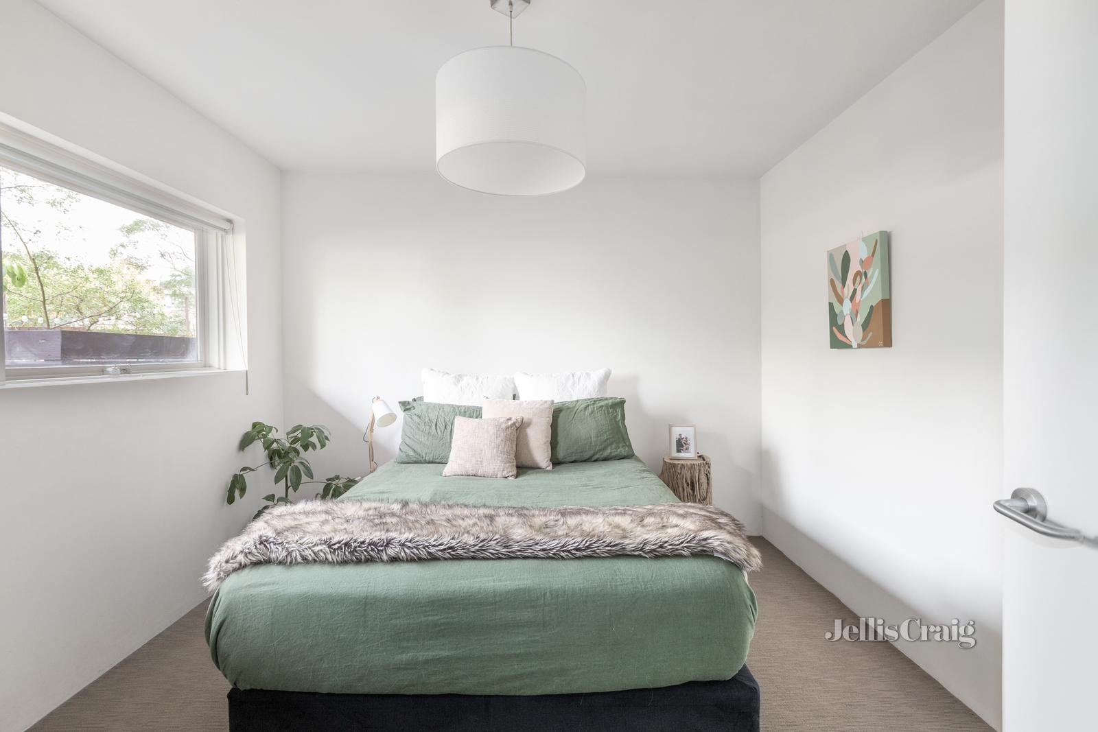 2/838 Hampton Street, Brighton image 5