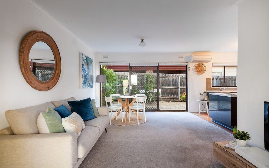 2/84 Airlie Road, Montmorency image 2