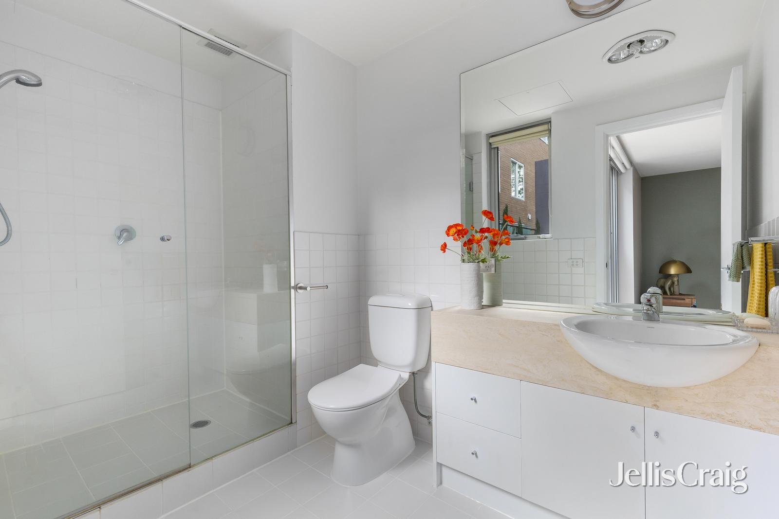 2/84 Cromwell Road, South Yarra image 7