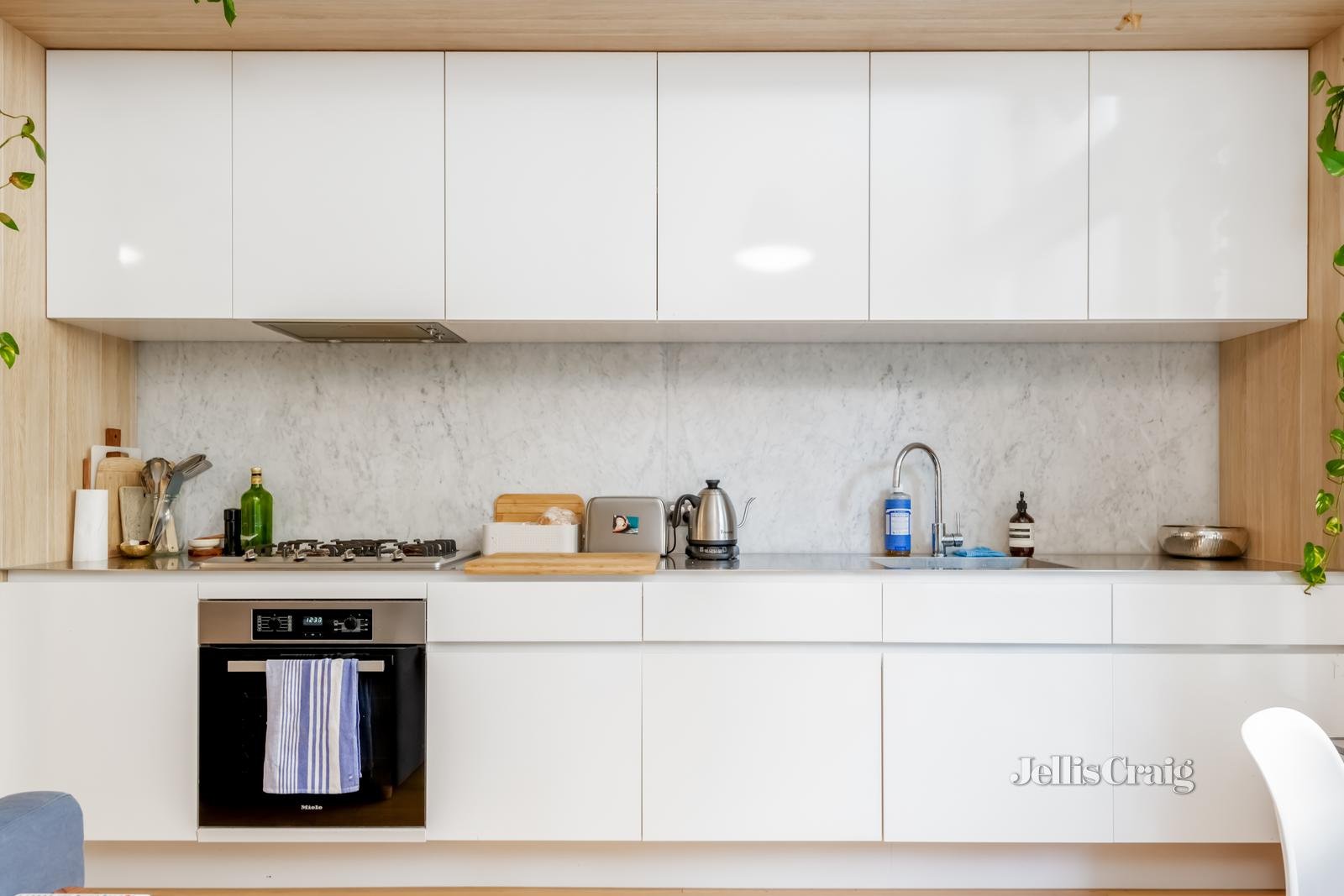 2/84 Cutter Street, Richmond image 4