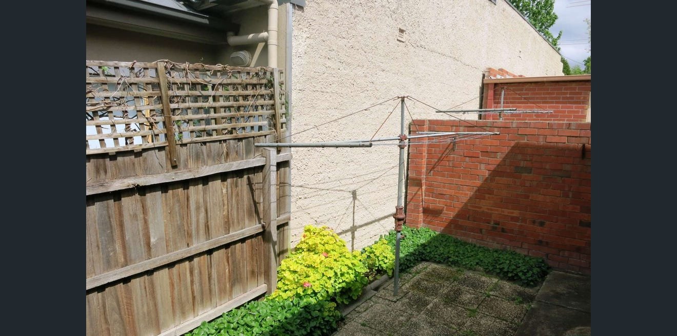 2/84 Rochester Road, Balwyn image 8