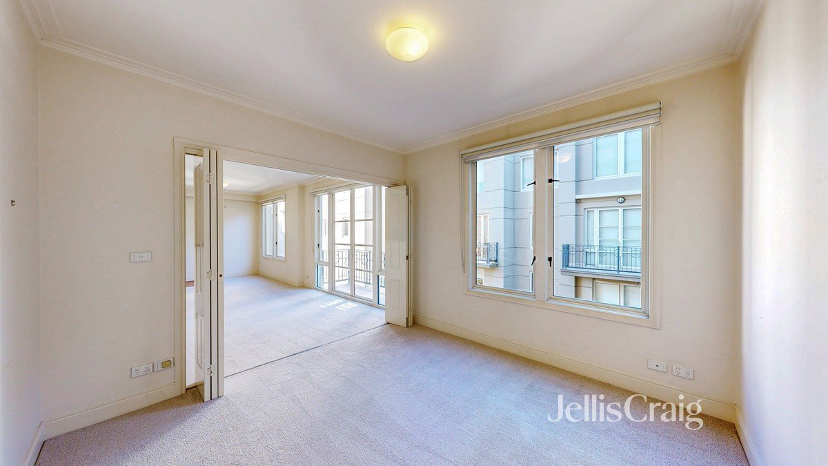 28/400 Victoria Parade, East&nbsp;Melbourne image 6