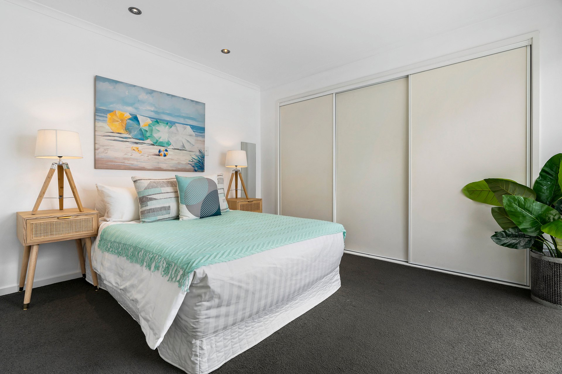 Property Gallery Thumbnail 8