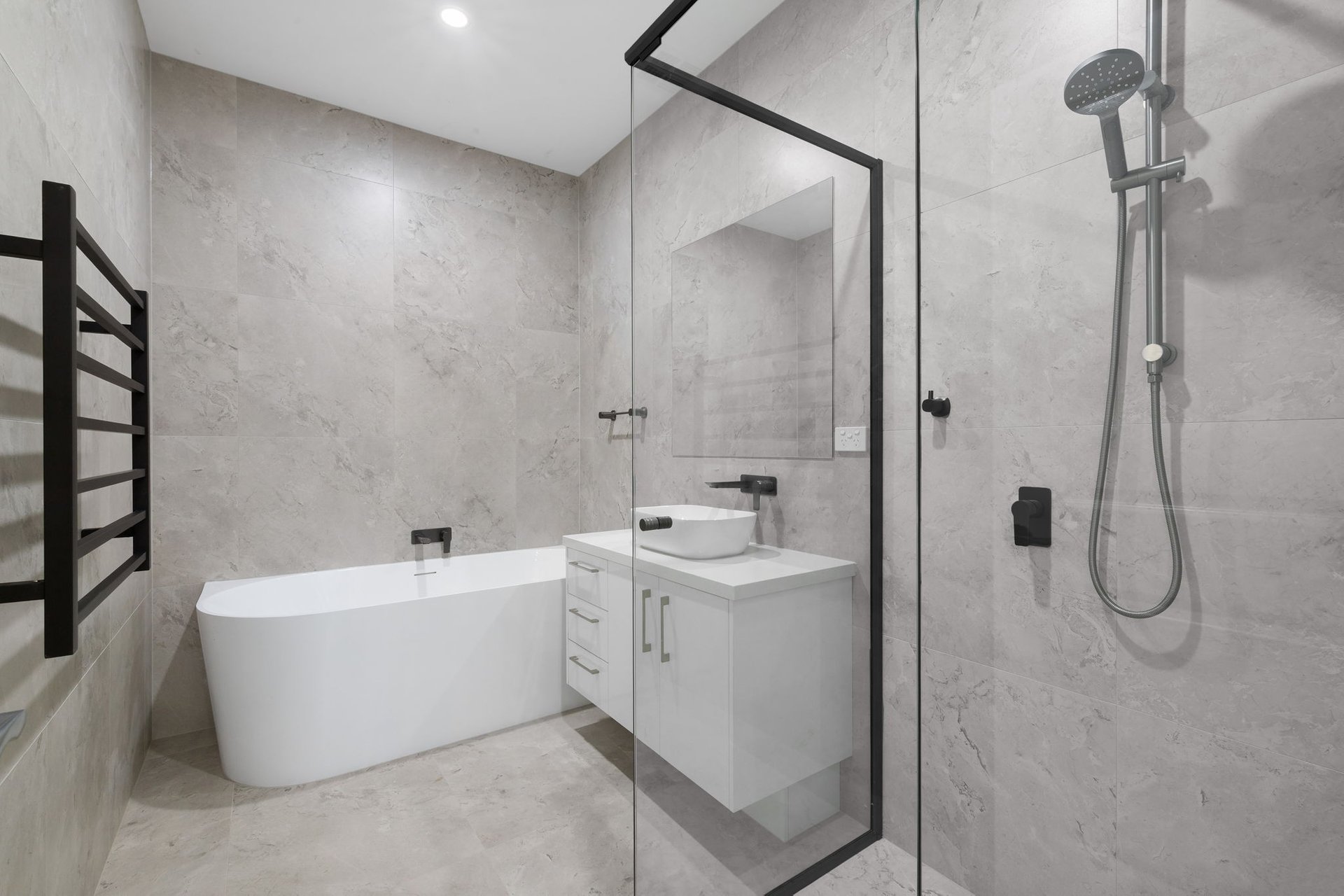 2/85 Eastfield Road, Croydon image 5