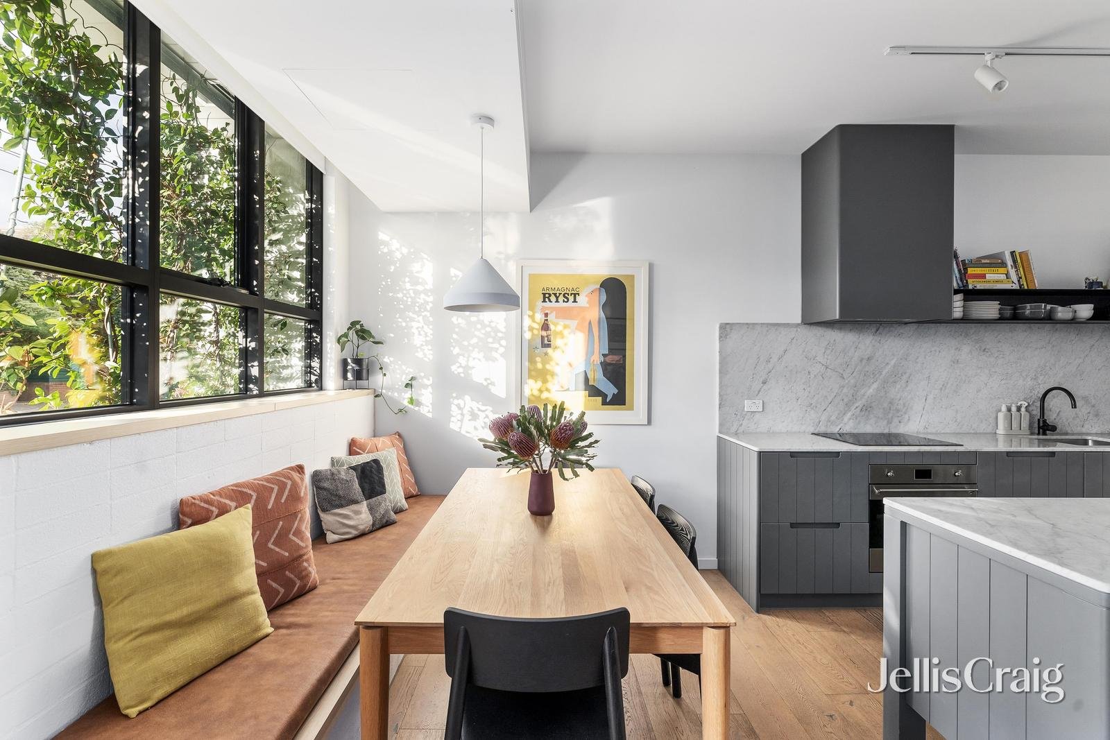 285 Inkerman Street, Balaclava image 4