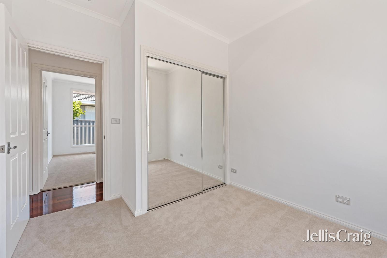 2/85 Latrobe Street, Bulleen image 6
