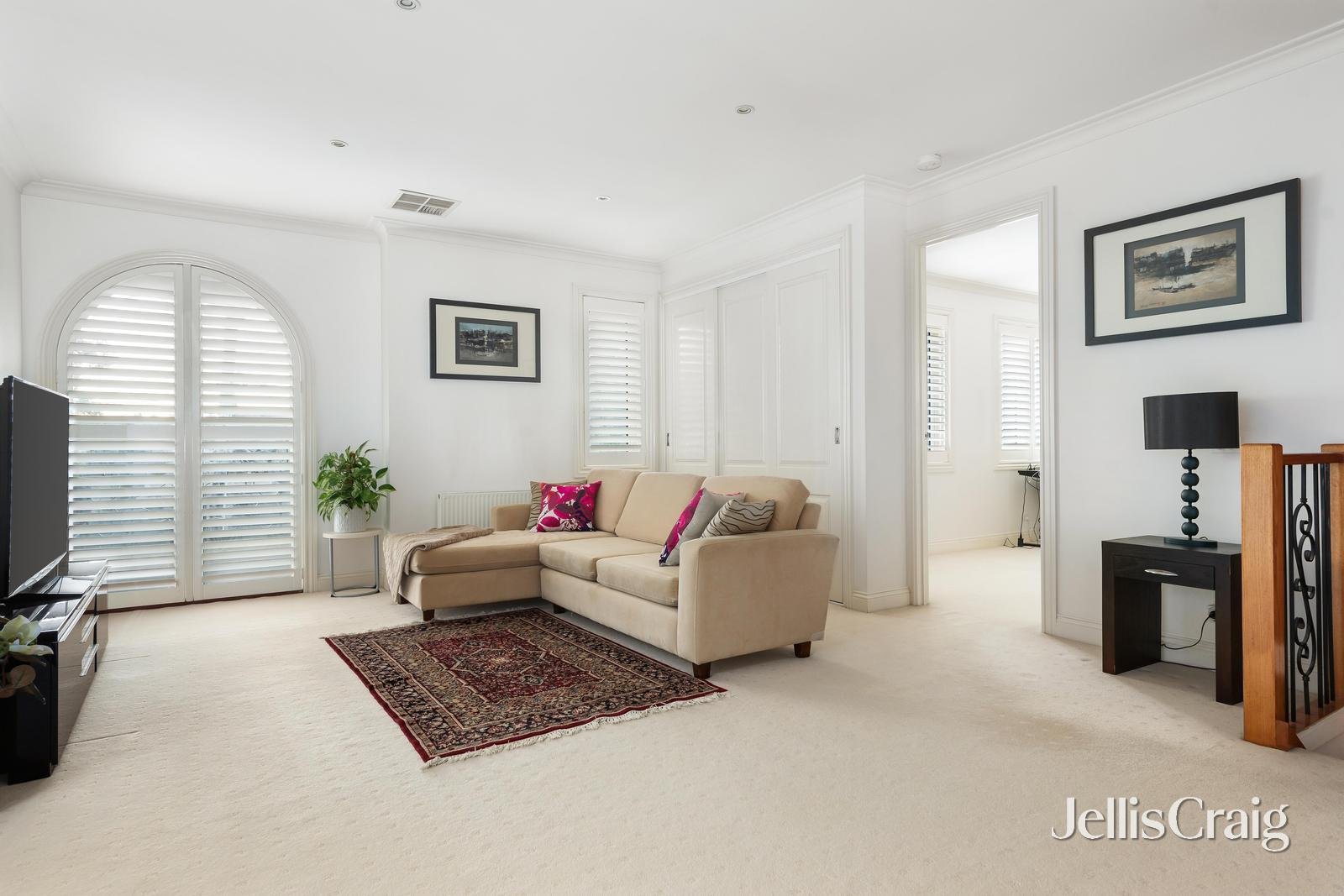 285 Mont Albert Road, Surrey Hills image 11