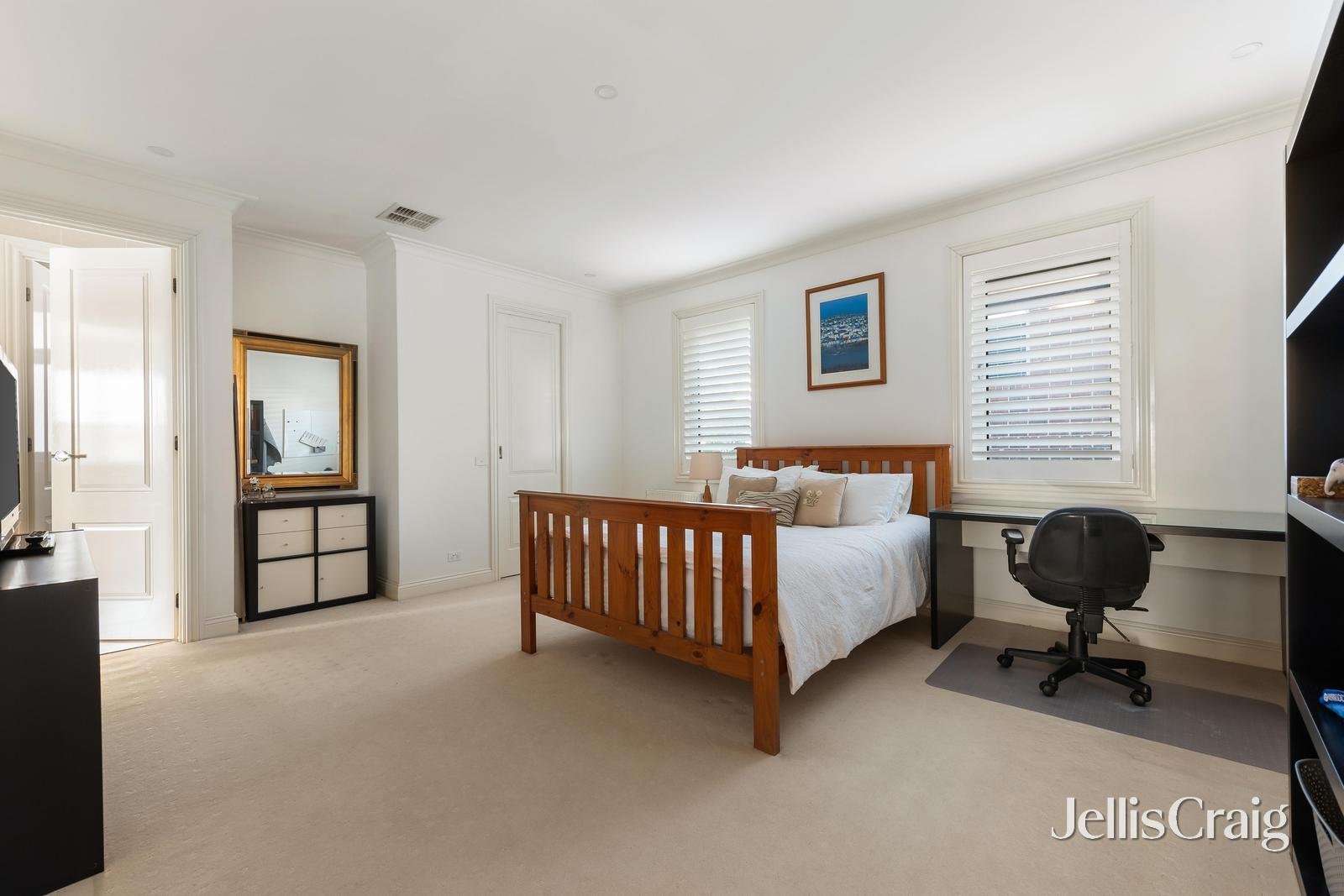 285 Mont Albert Road, Surrey Hills image 13