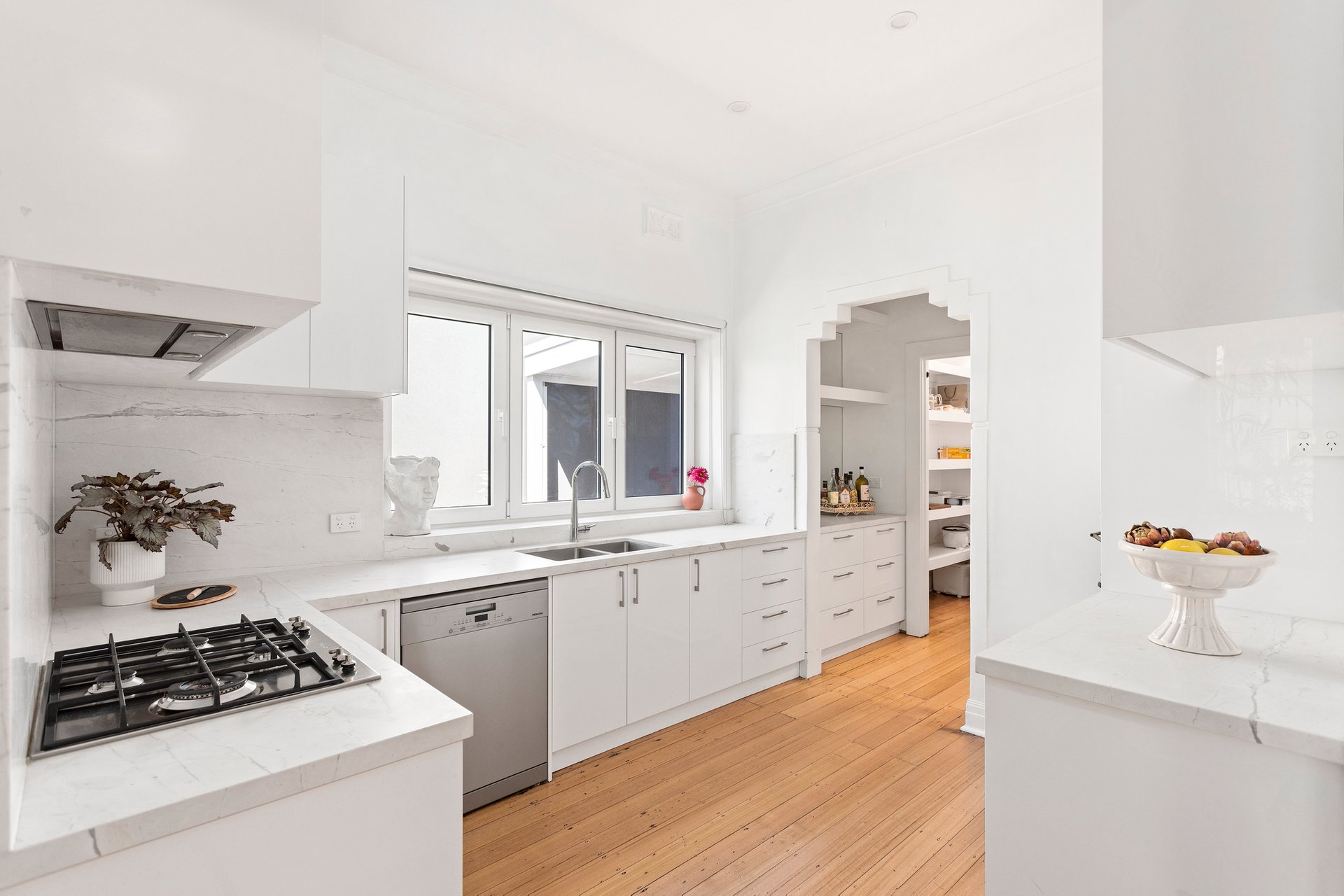 Property Gallery Thumbnail 5