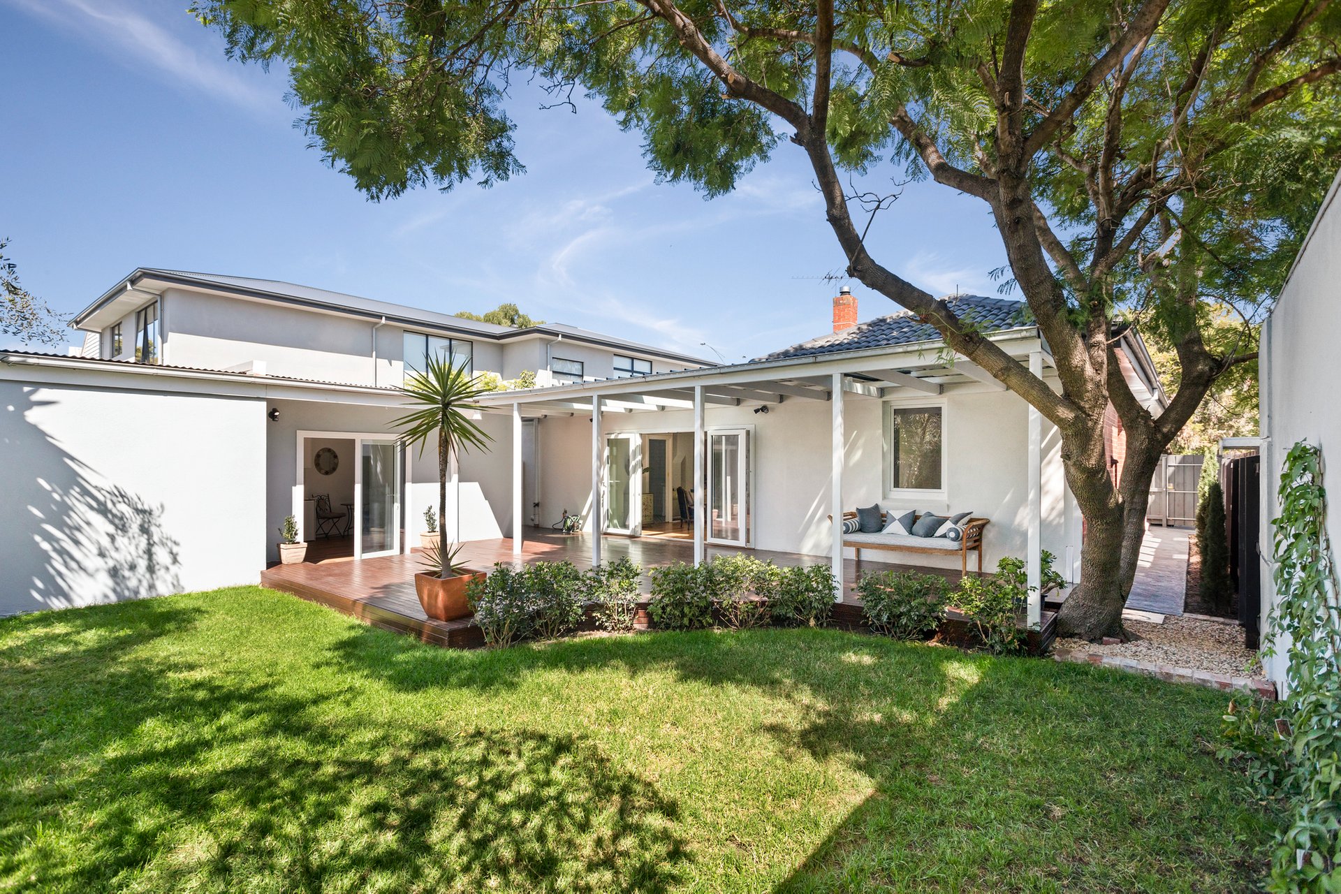 Property Gallery Thumbnail 9