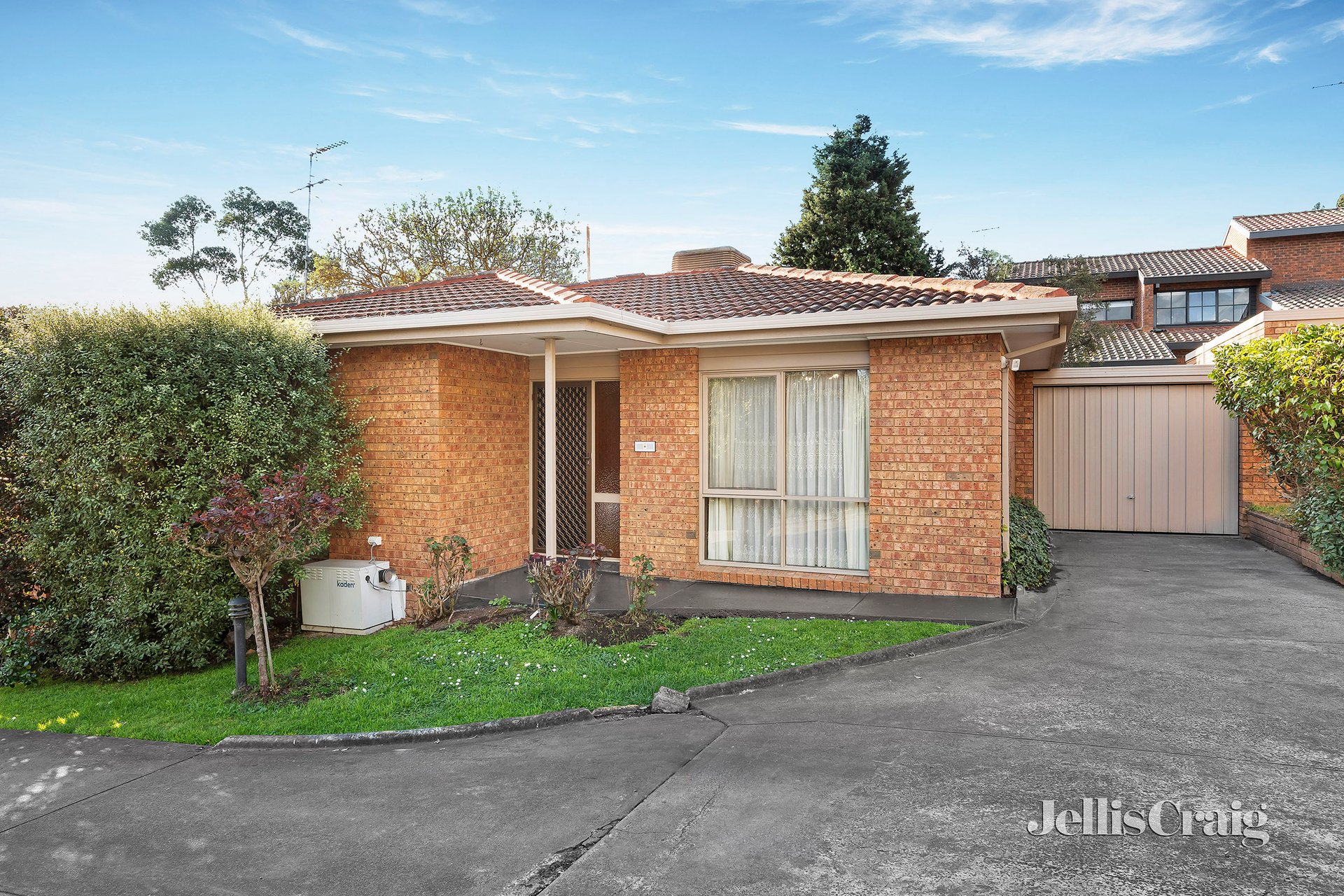 2/85 Rosanna Road, Heidelberg image 1