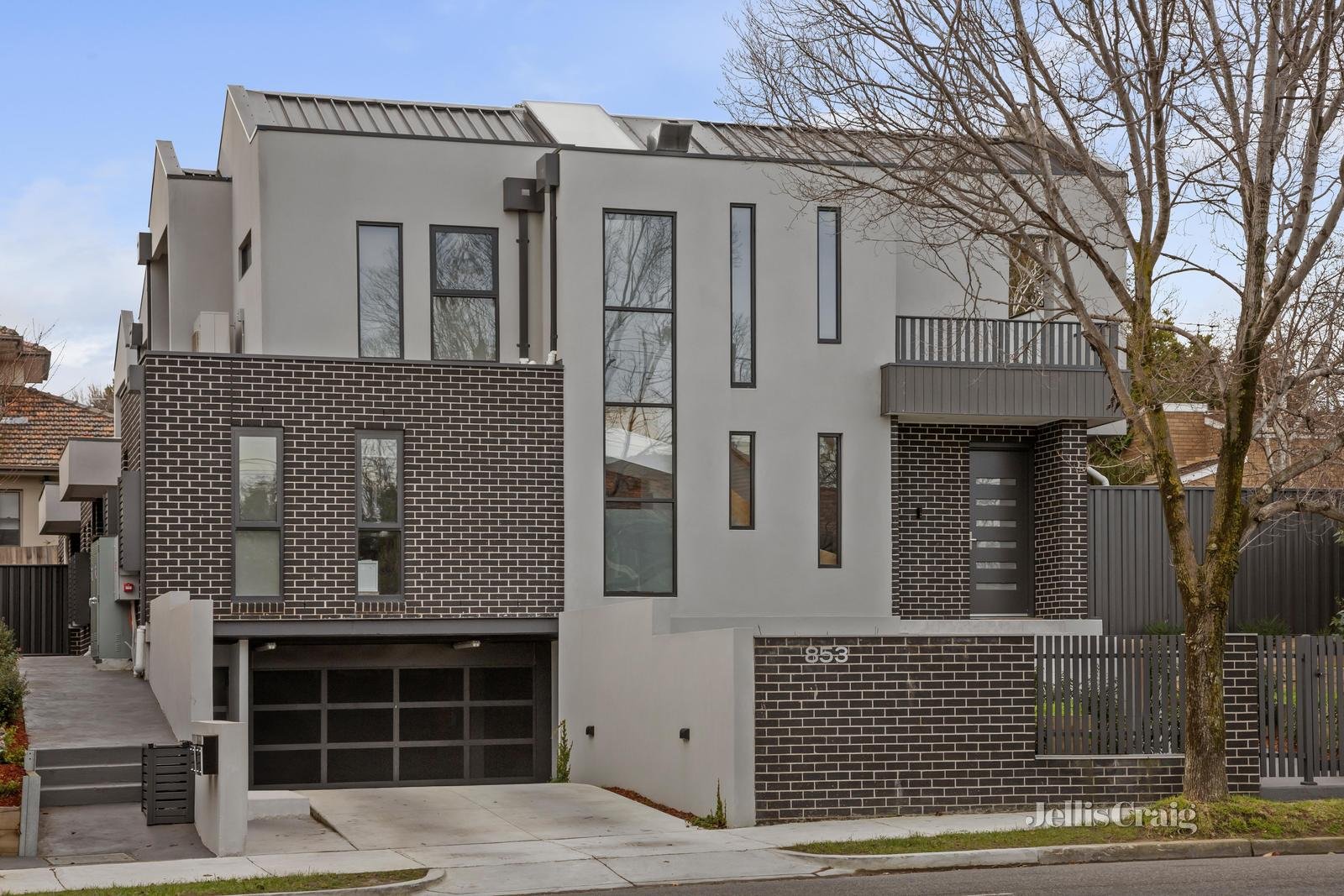 2/853 Toorak Road, Hawthorn East image 1