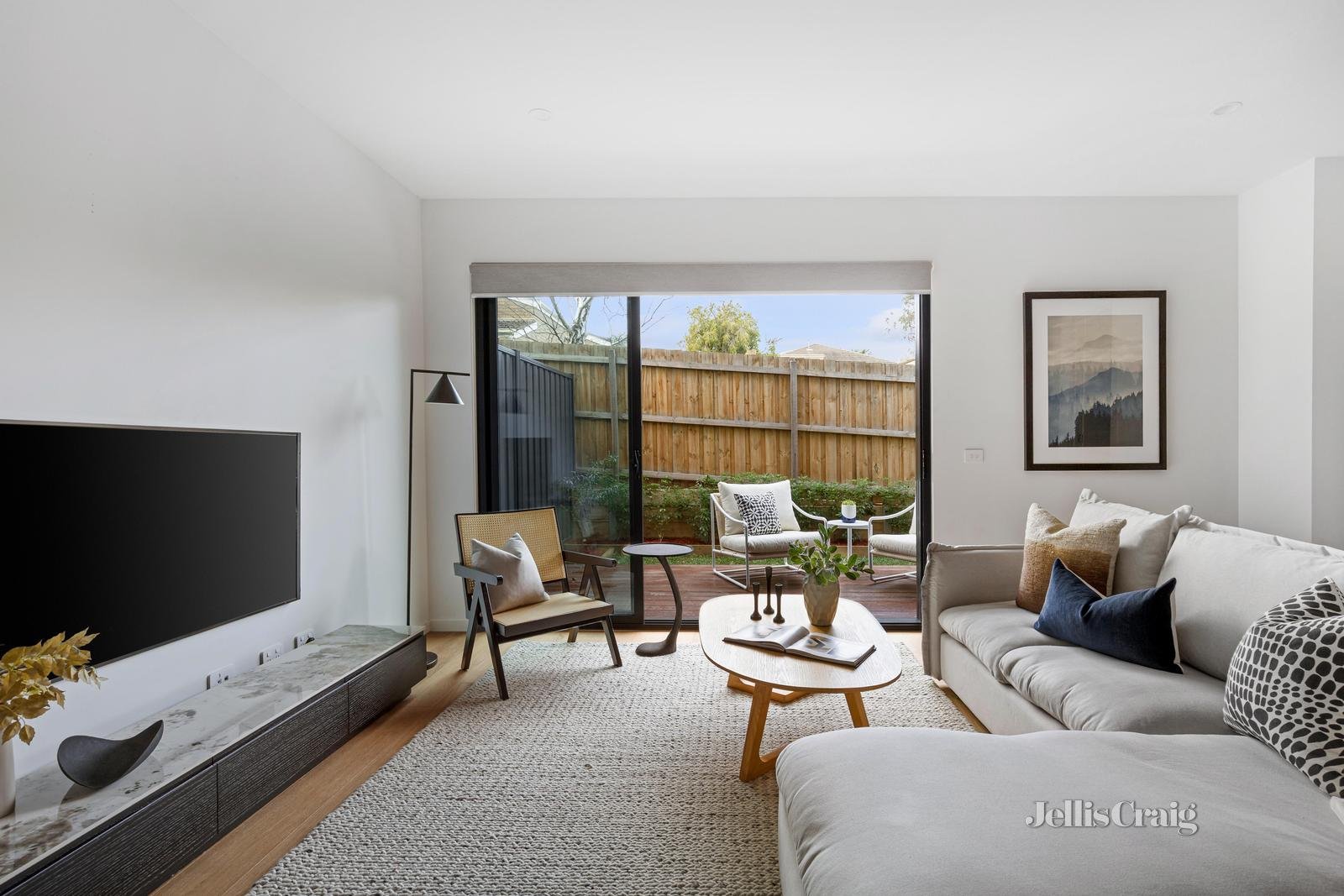 2/853 Toorak Road, Hawthorn East image 5