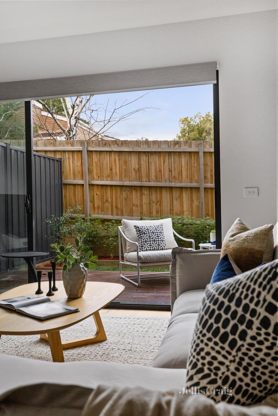 2/853 Toorak Road, Hawthorn East image 6