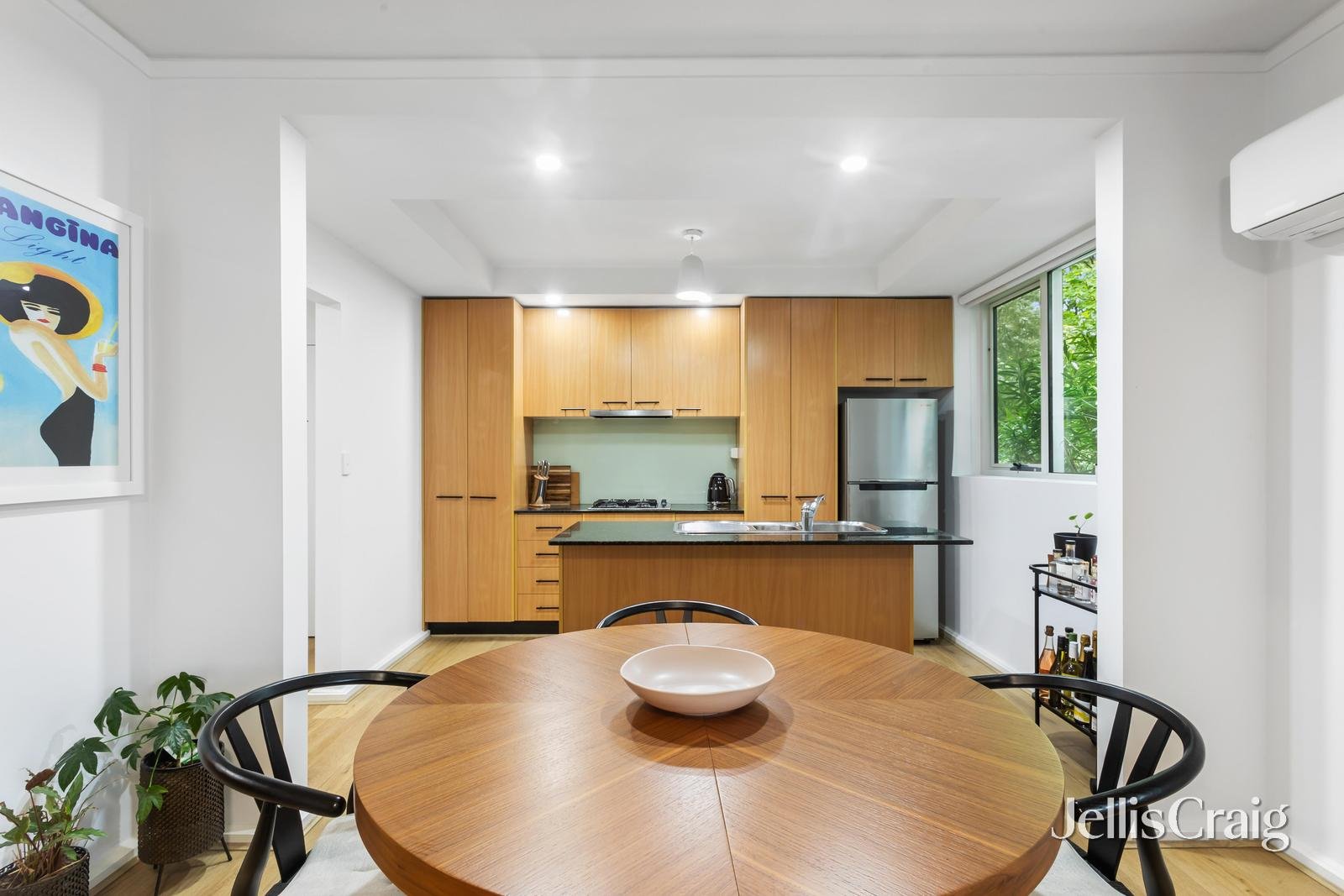 2/86 Cromwell Road, South Yarra image 3