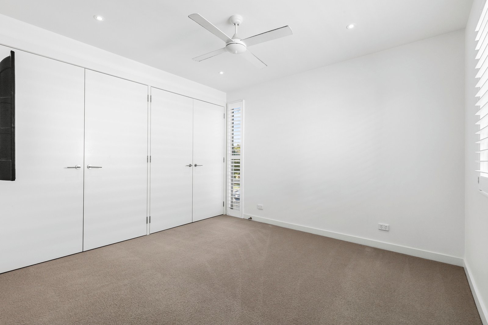 Property Gallery Thumbnail 7