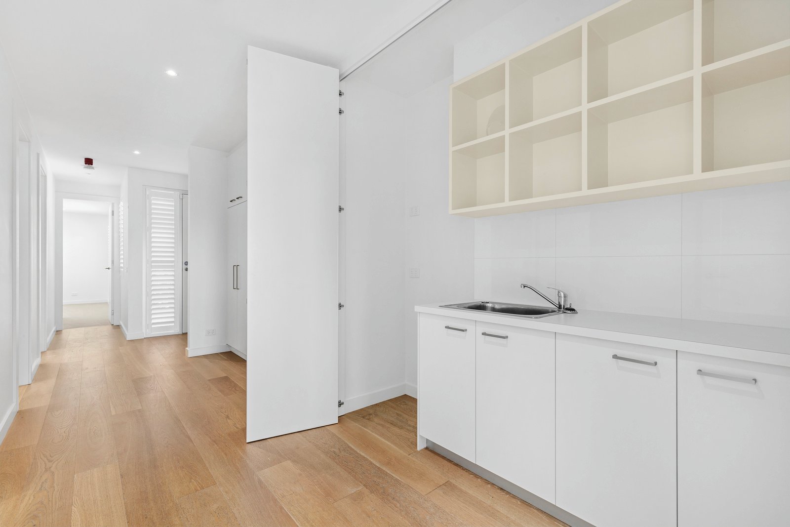 Property Gallery Thumbnail 6