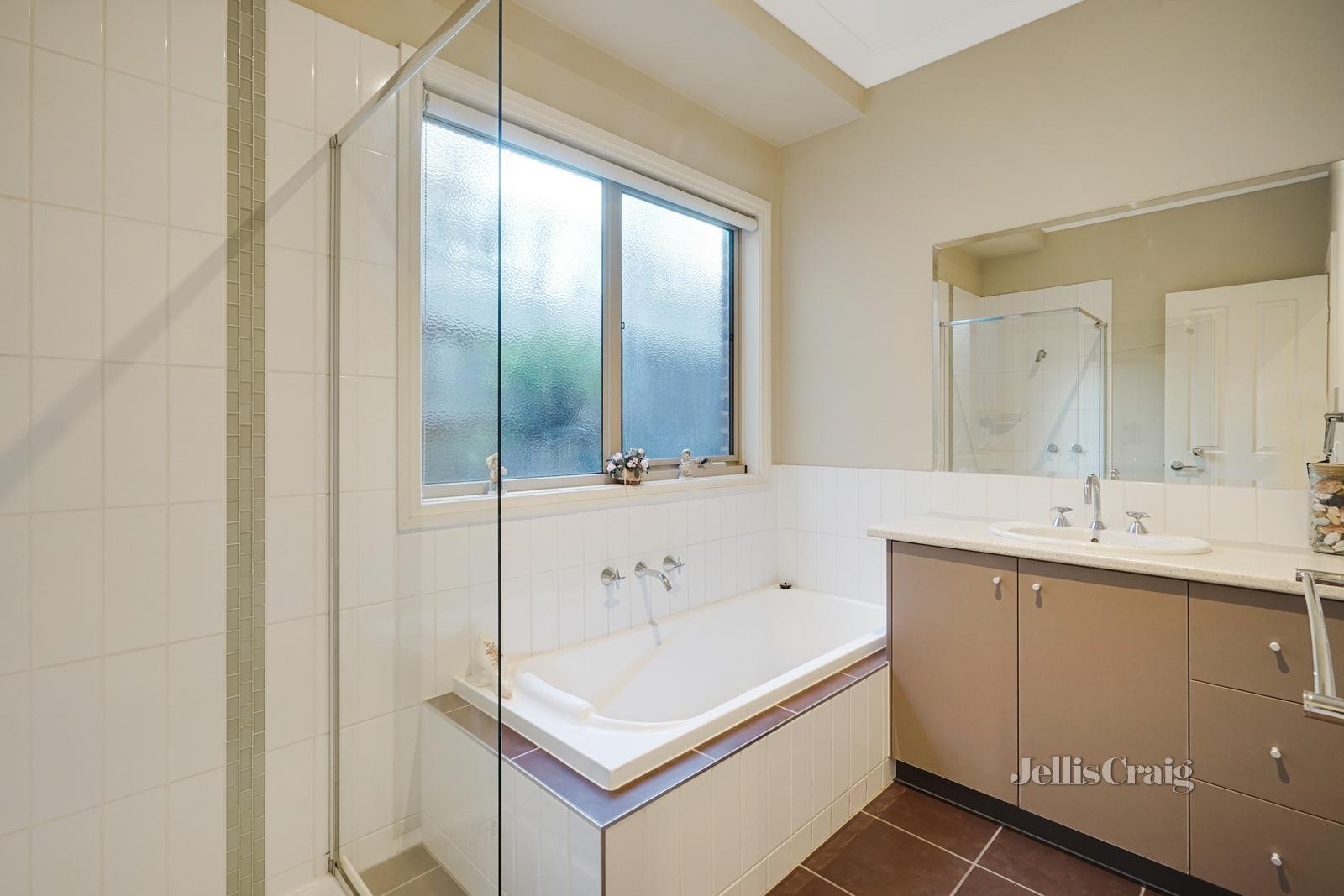 2/86 Huntingdale Road, Mount Waverley image 7