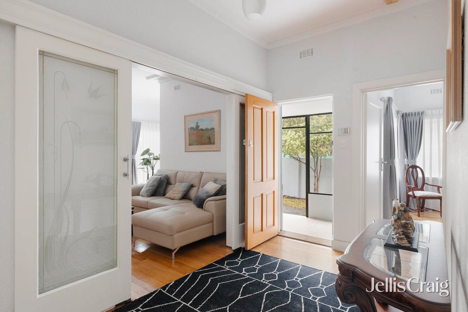 286 Koornang Road, Carnegie image 9