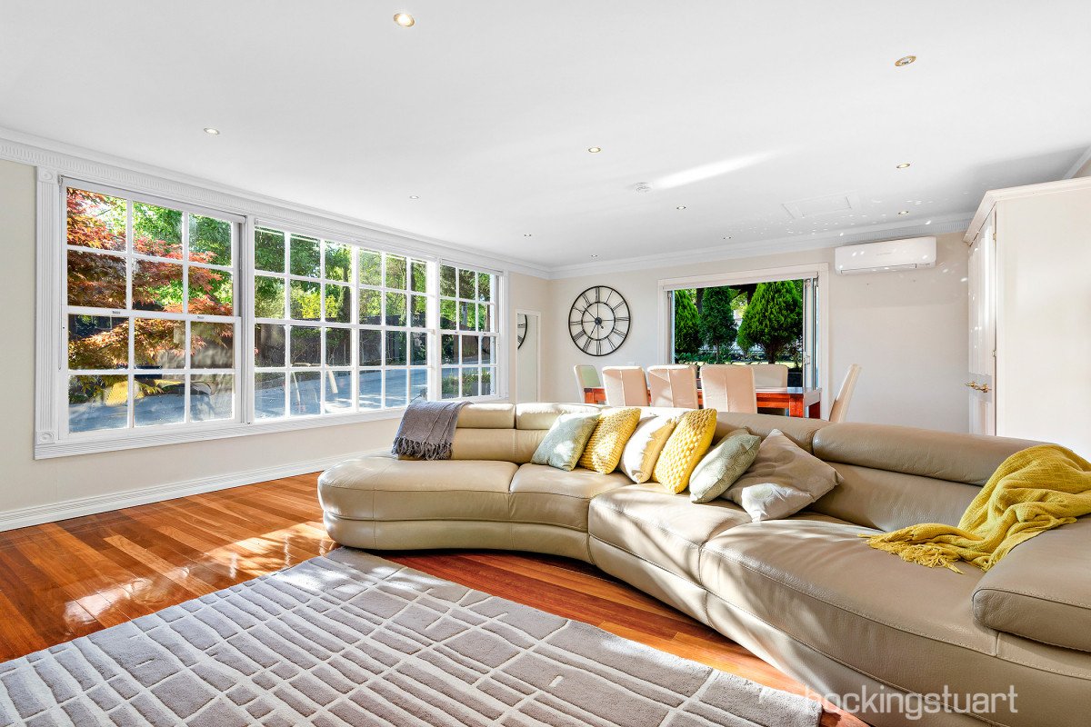 286 Mont Albert Road, Surrey Hills image 6