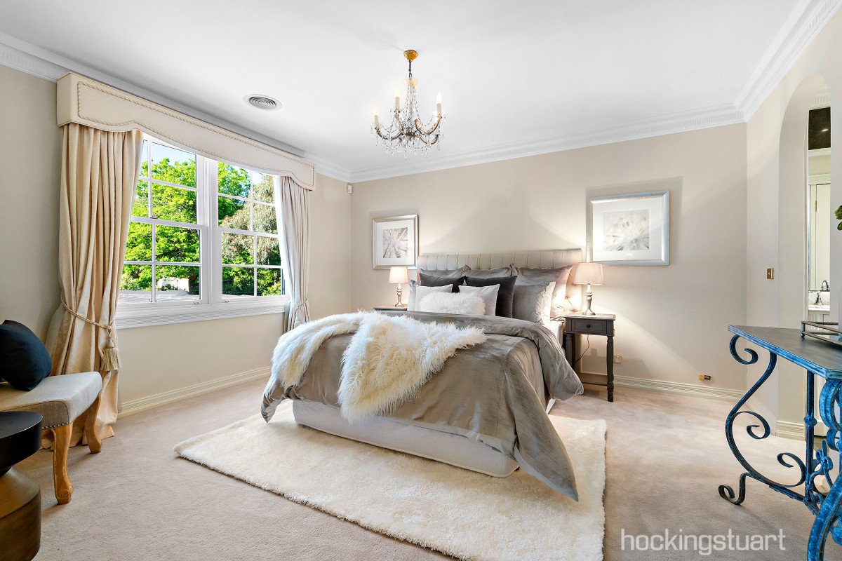 286 Mont Albert Road, Surrey Hills image 7