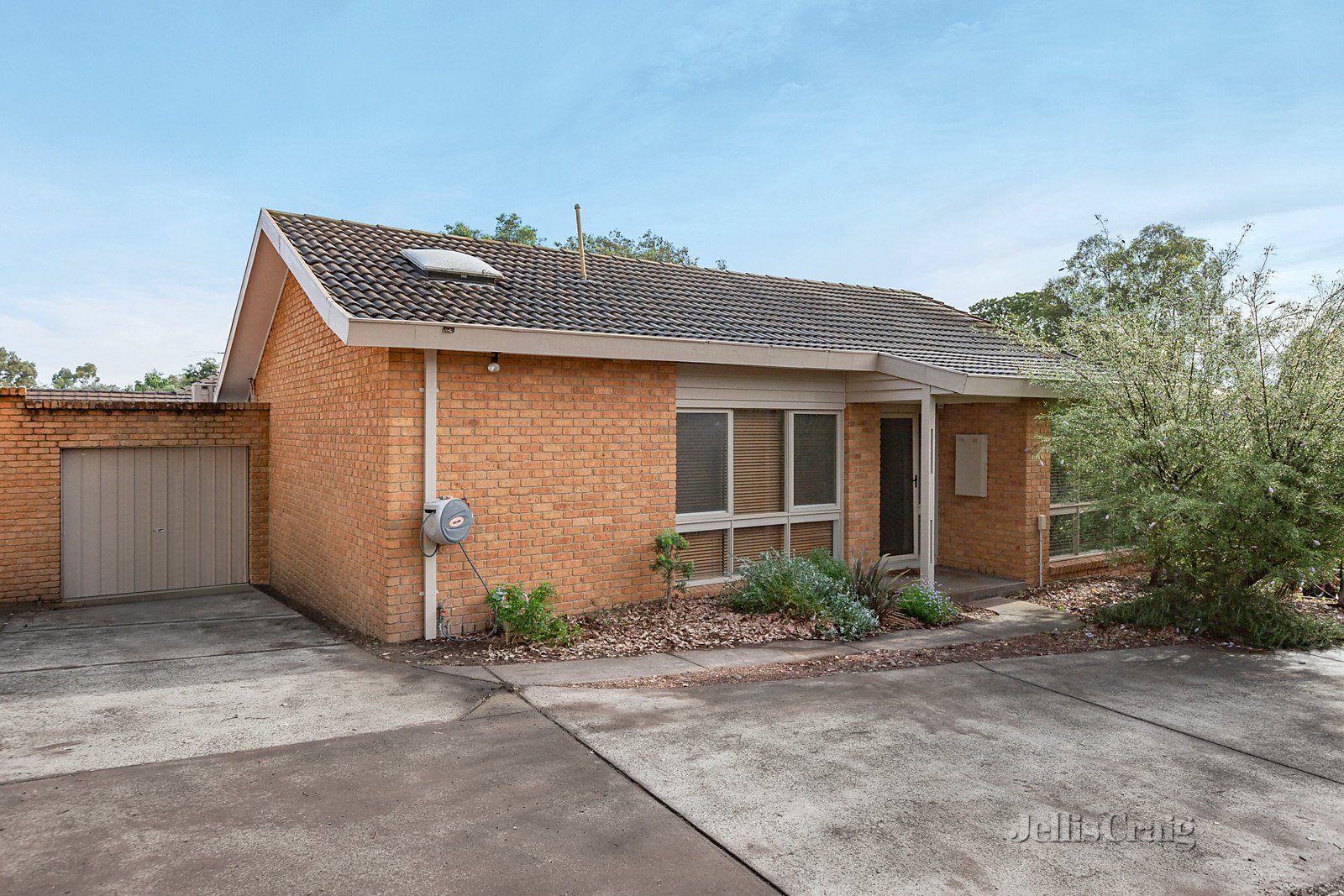2/86 Mountain View Road, Montmorency image 1