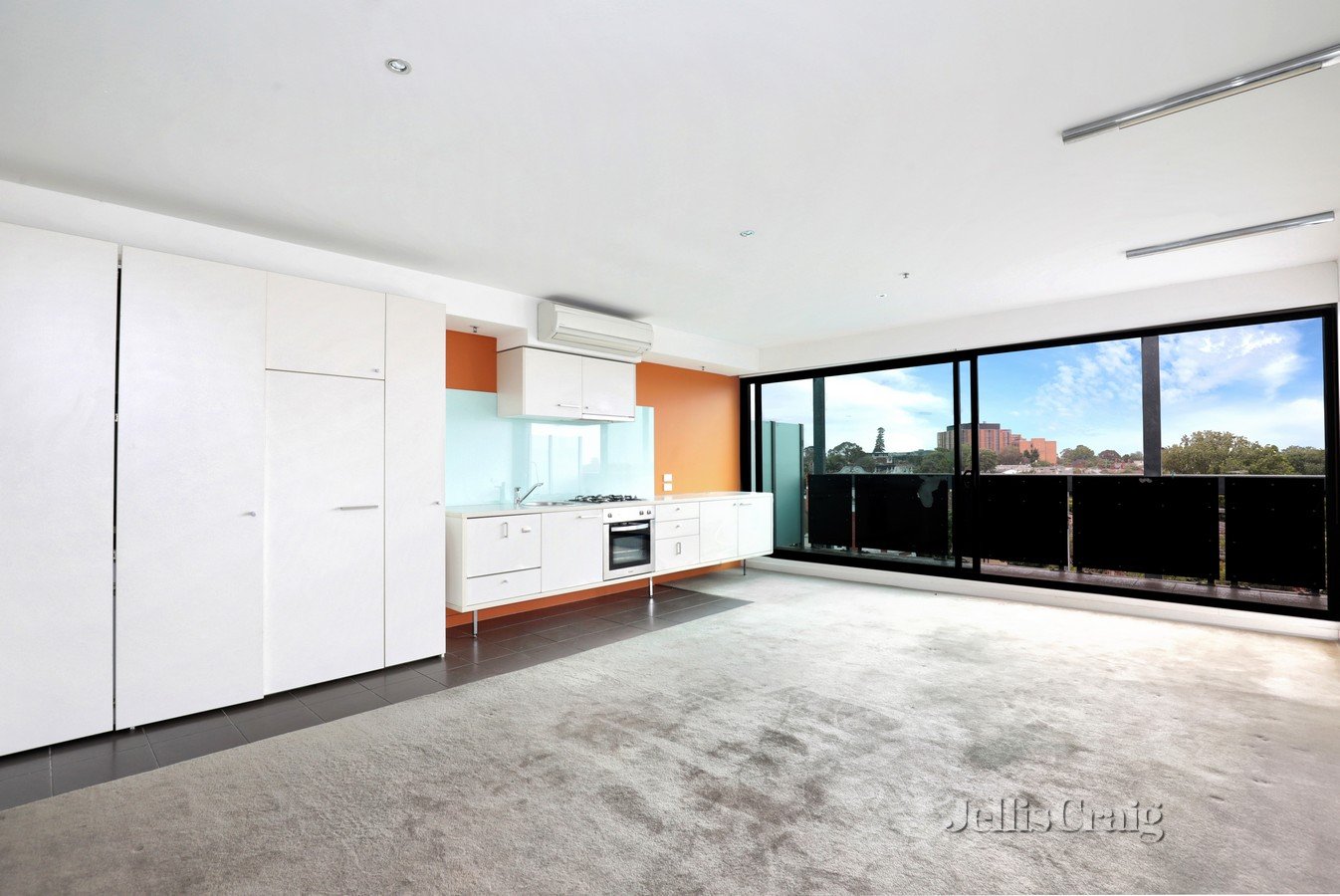 28/63-67 Station Street, Malvern image 3