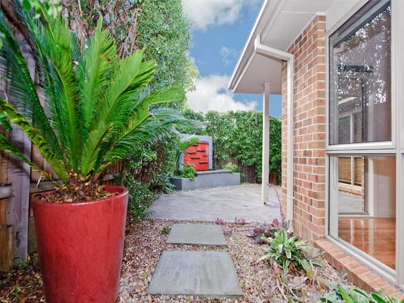 2/863 Station Street, Box Hill North image 6