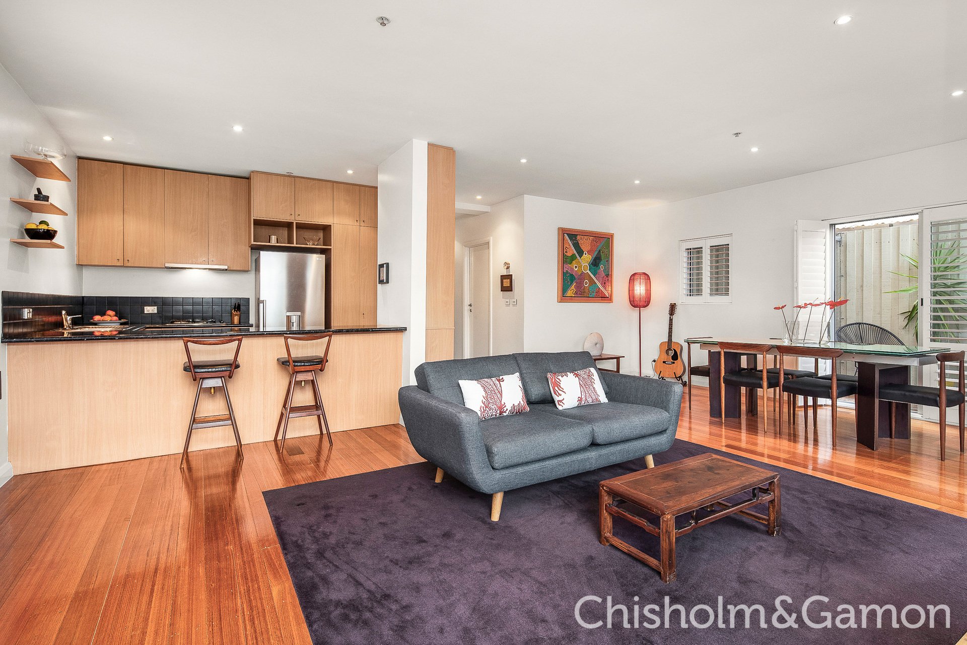2/86A Marine Parade, Elwood image 5