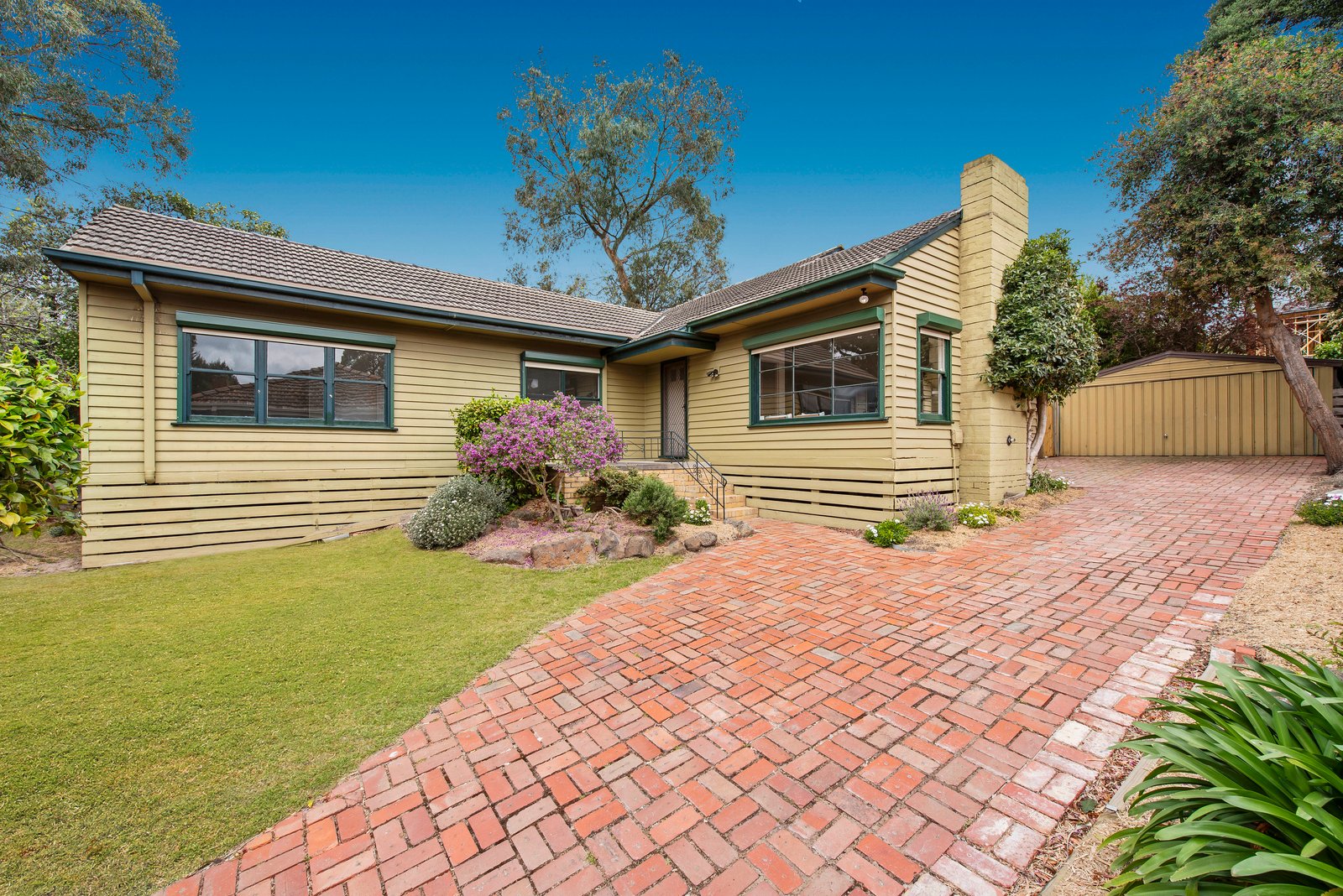 287 Blackburn Road, Mount Waverley, VIC 3149 [Sold]
