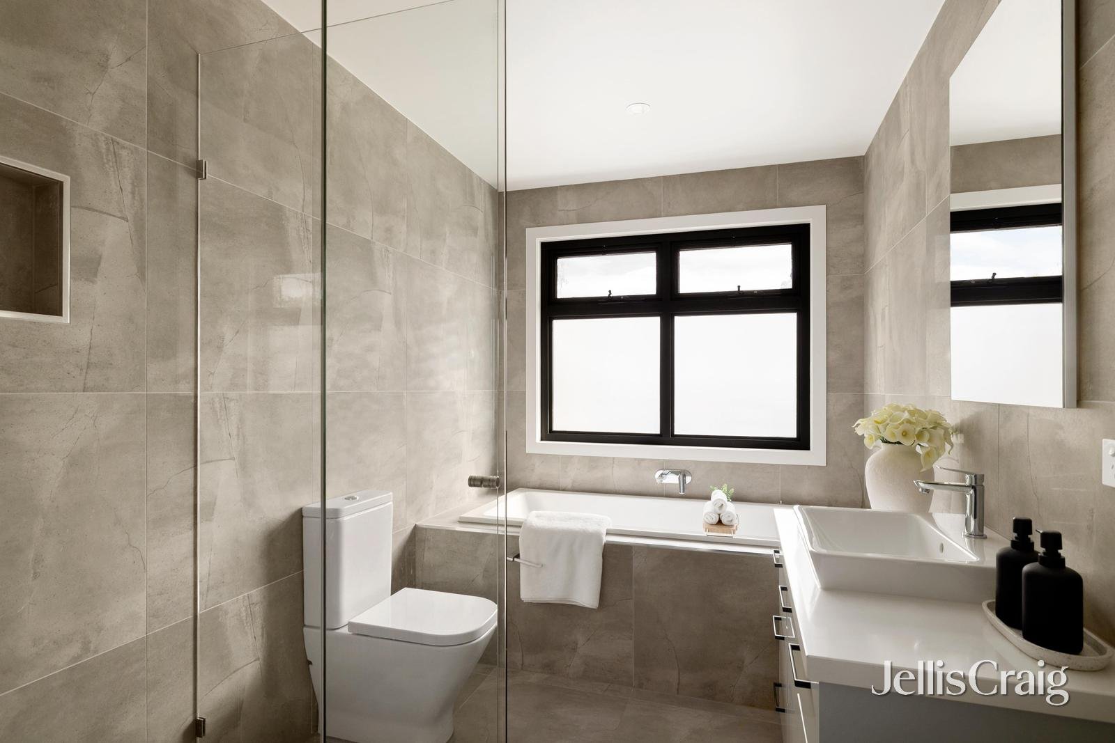 2/87 Koonung Road, Blackburn&nbsp;North image 10