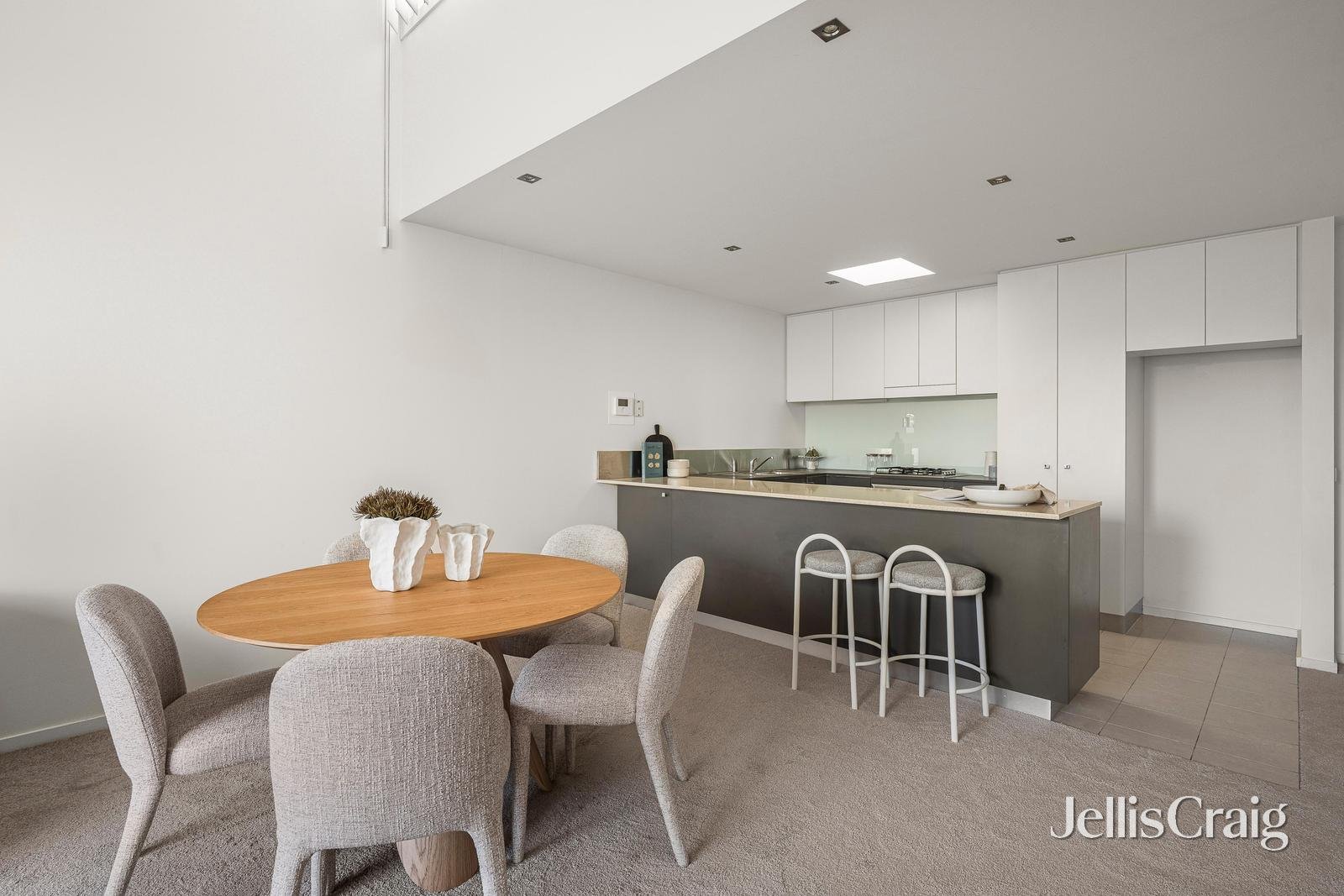 28/78 Holyrood Street, Hampton image 3