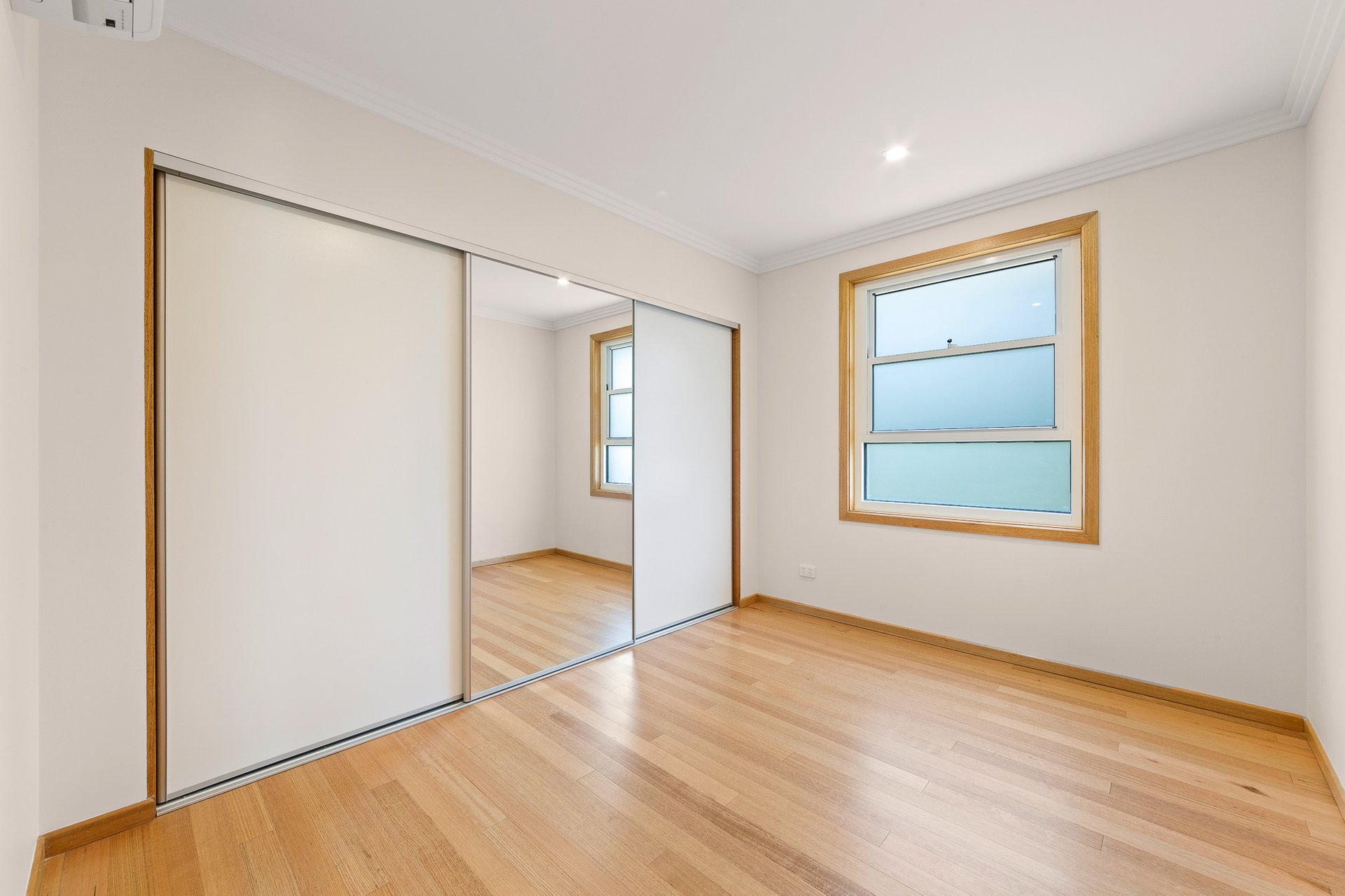 Property Gallery Thumbnail 2