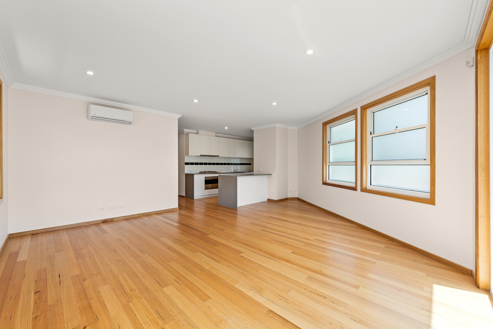 Property Gallery Thumbnail 4