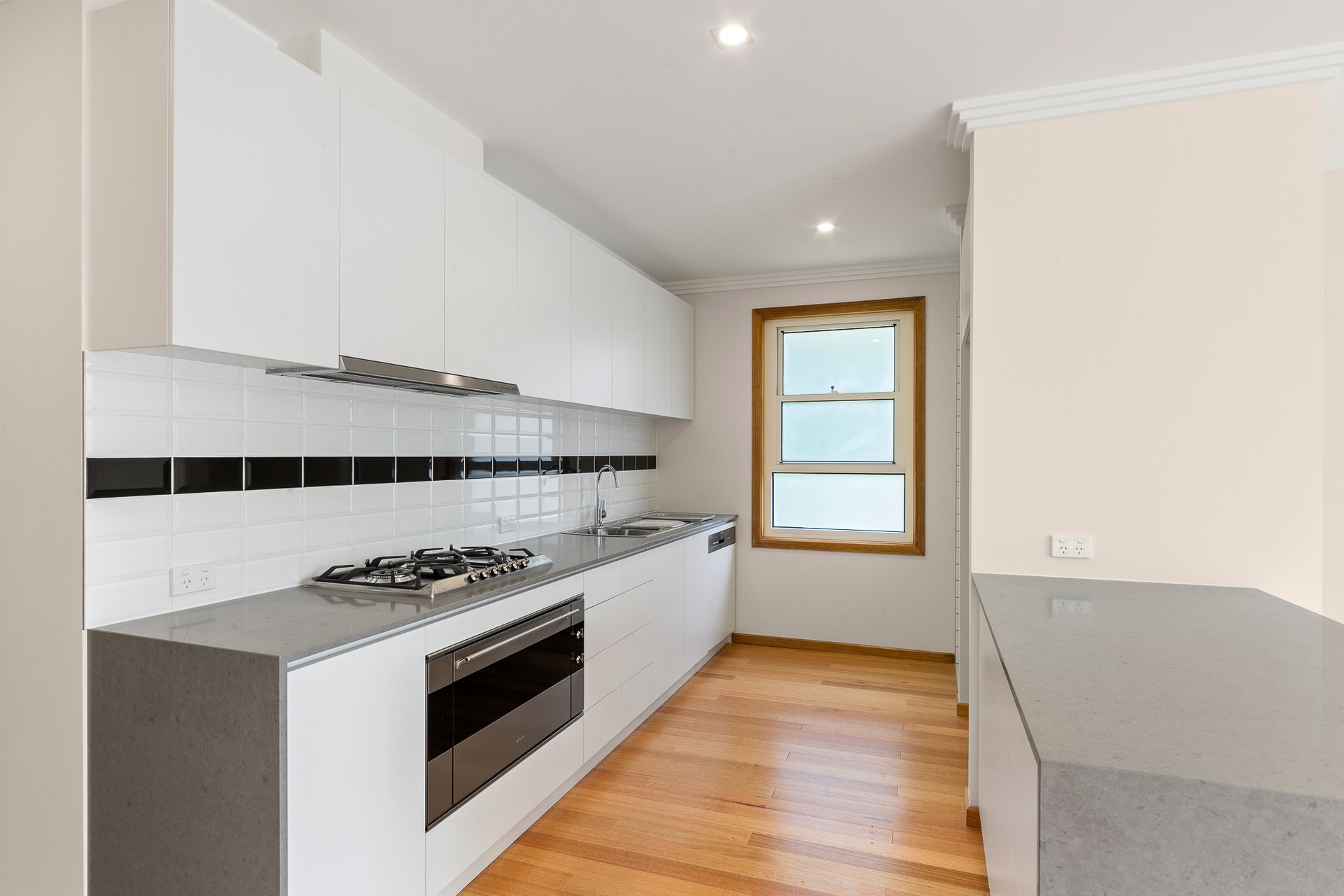 Property Gallery Thumbnail 5