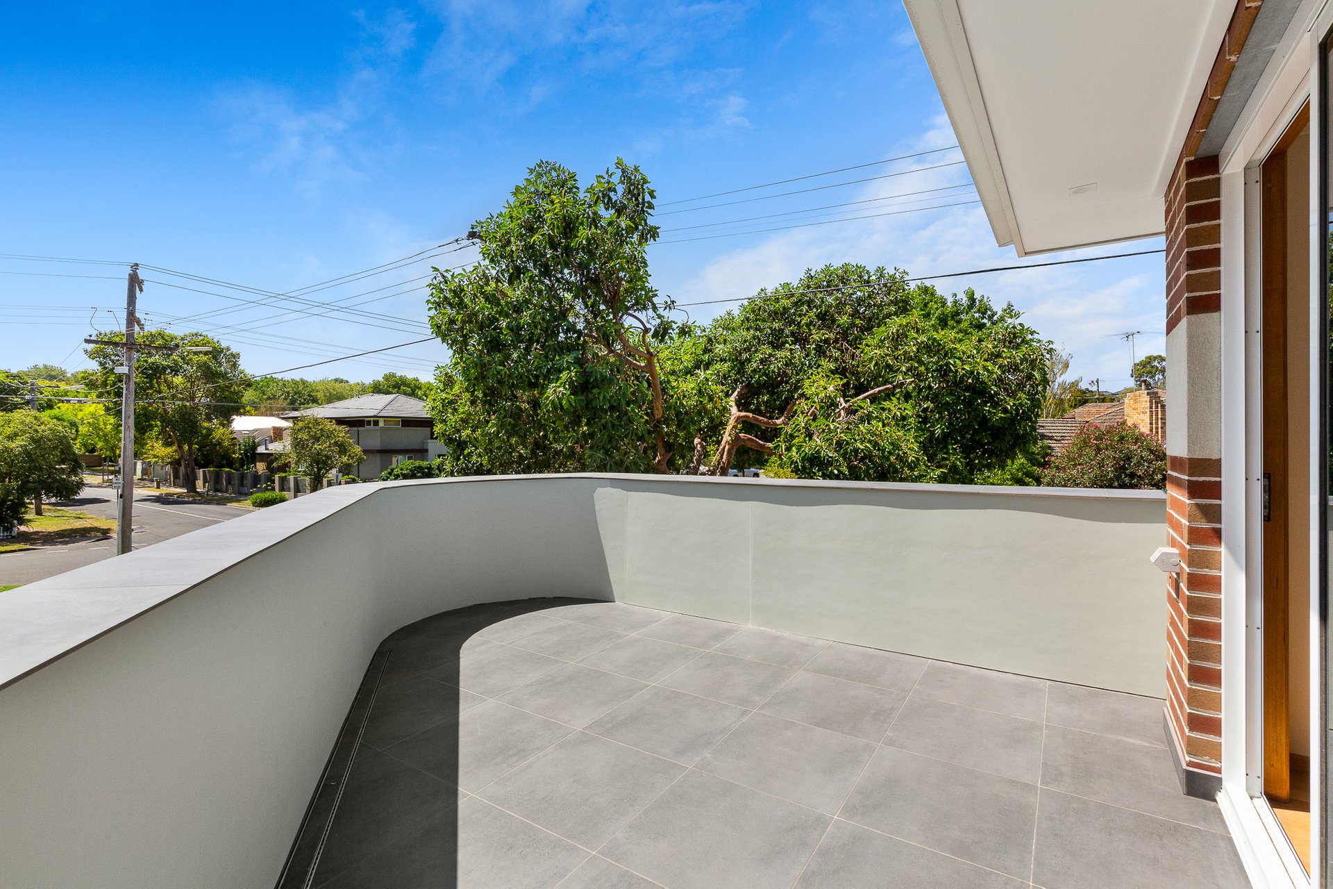 Property Gallery Thumbnail 8