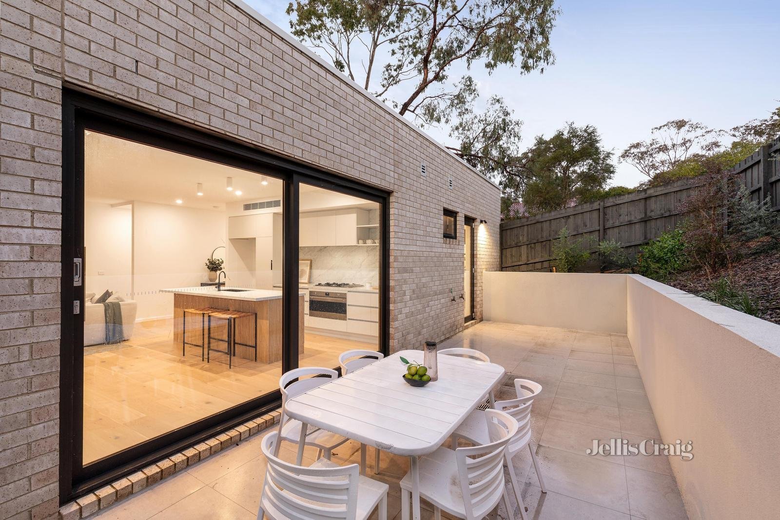 2/88 Karingal Drive, Eltham North image 13