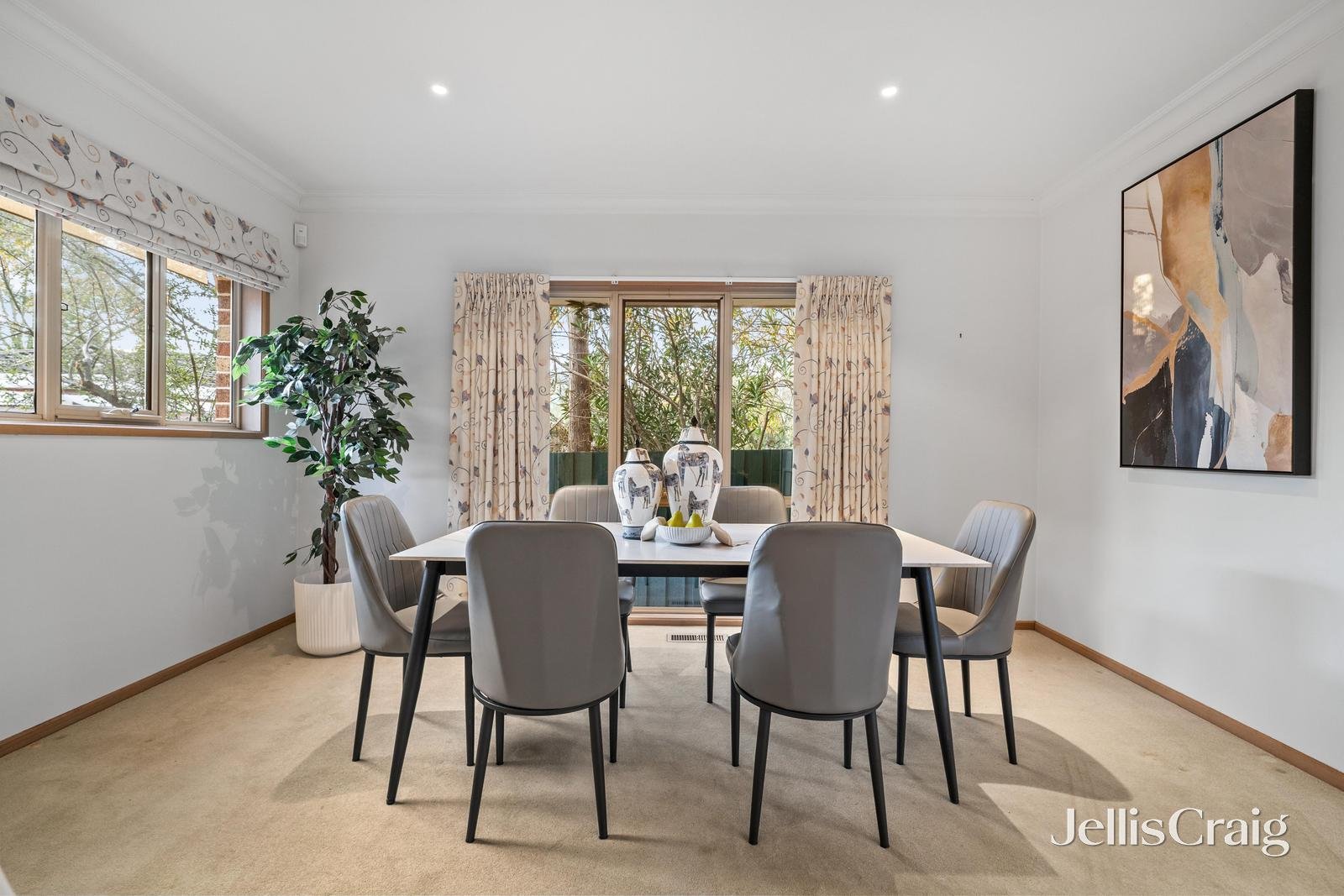 2/88 Main Street, Blackburn image 5